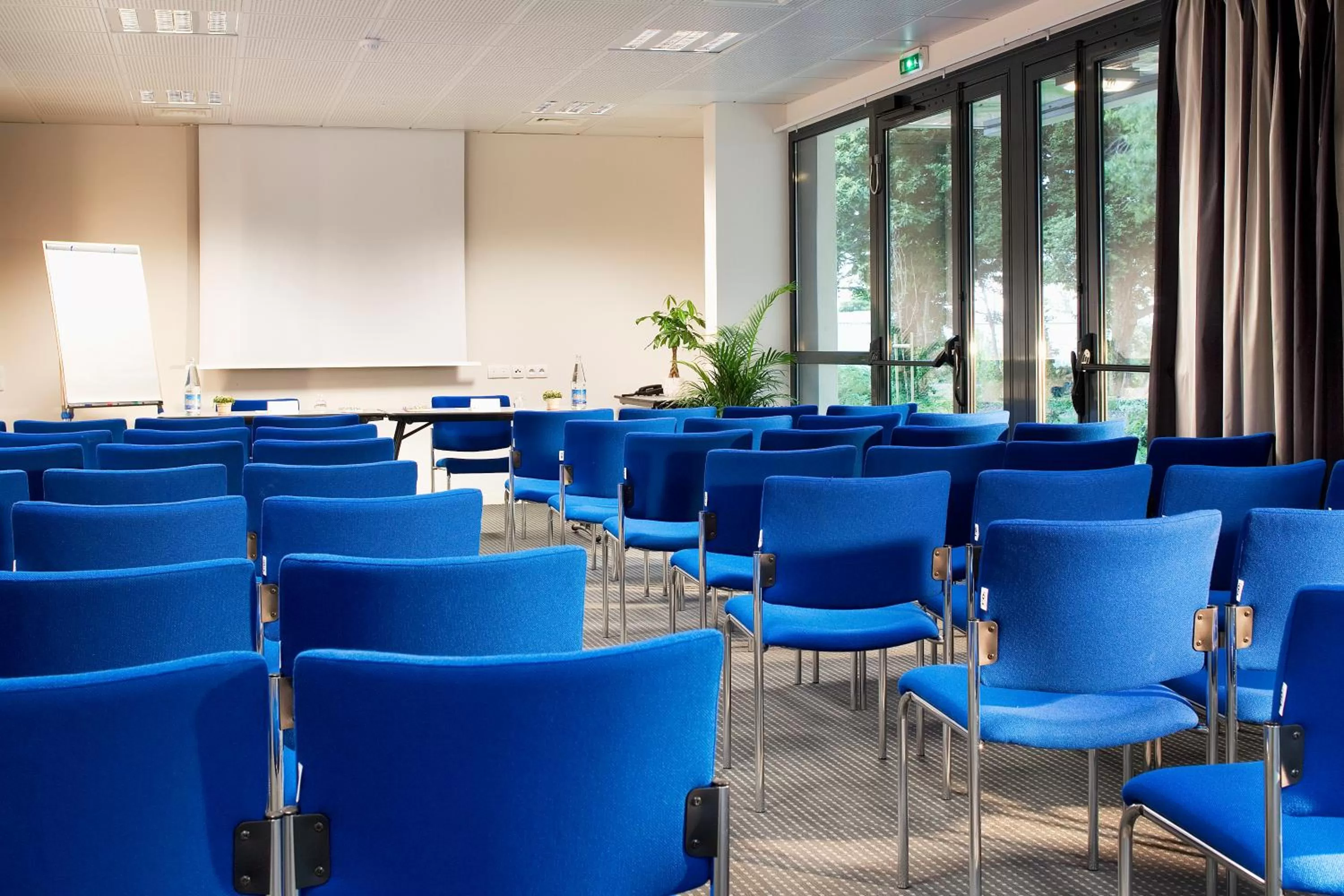 Business facilities in Escale Oceania Rennes Cap Malo