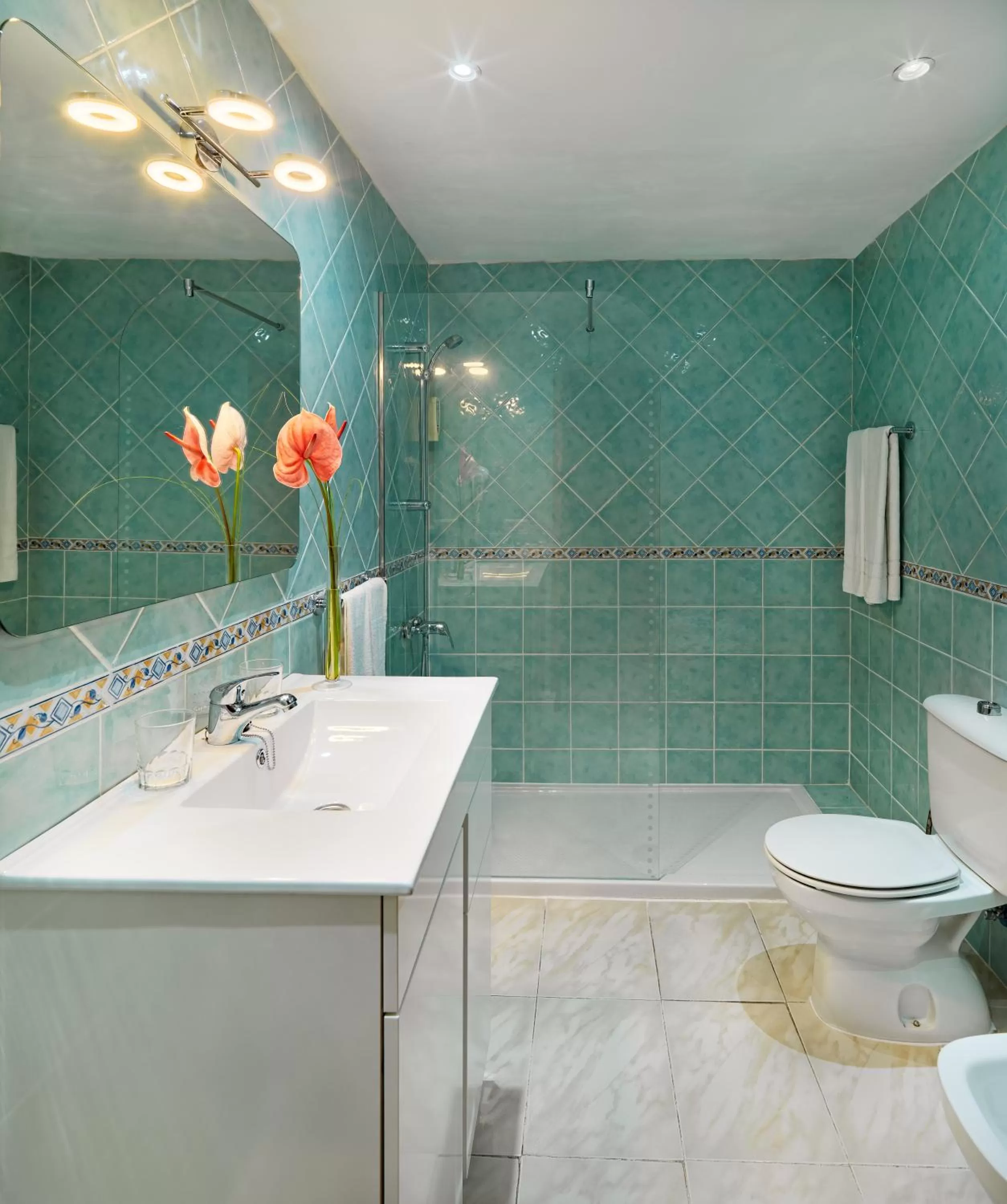 Bathroom in Regency Torviscas Apartments and Suites