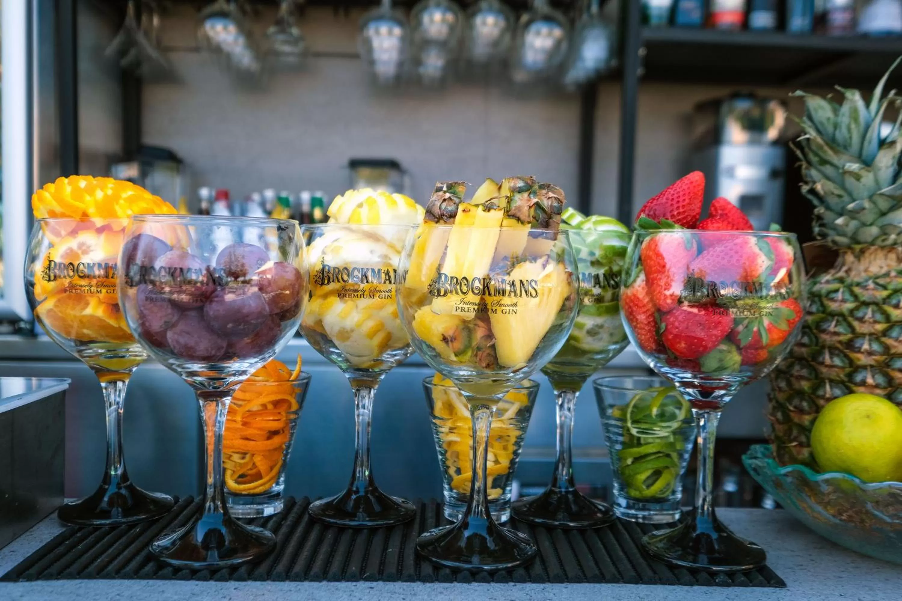 Restaurant/places to eat in LD Sevilla