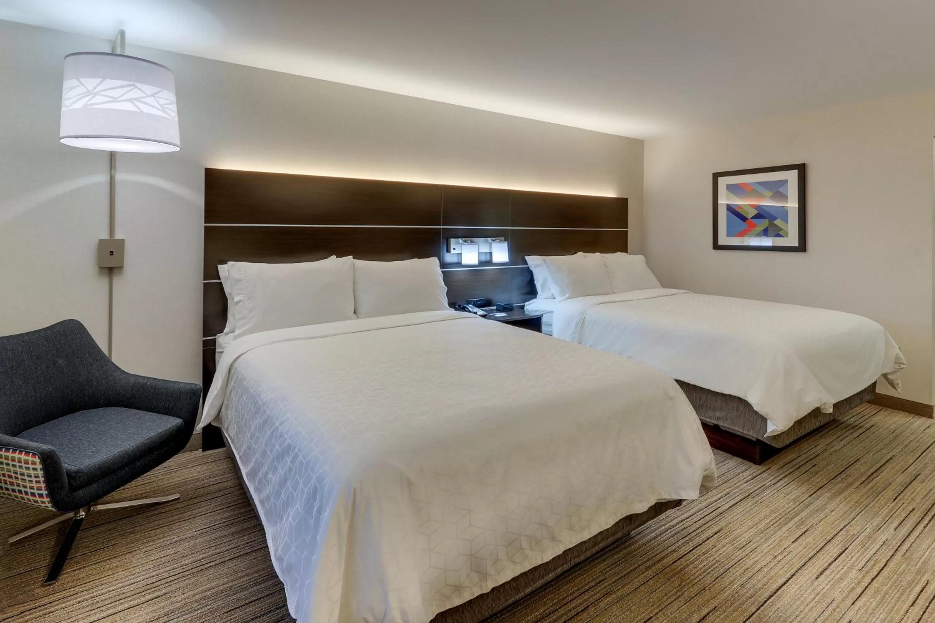 Photo of the whole room, Bed in Holiday Inn Express & Suites Troy by IHG