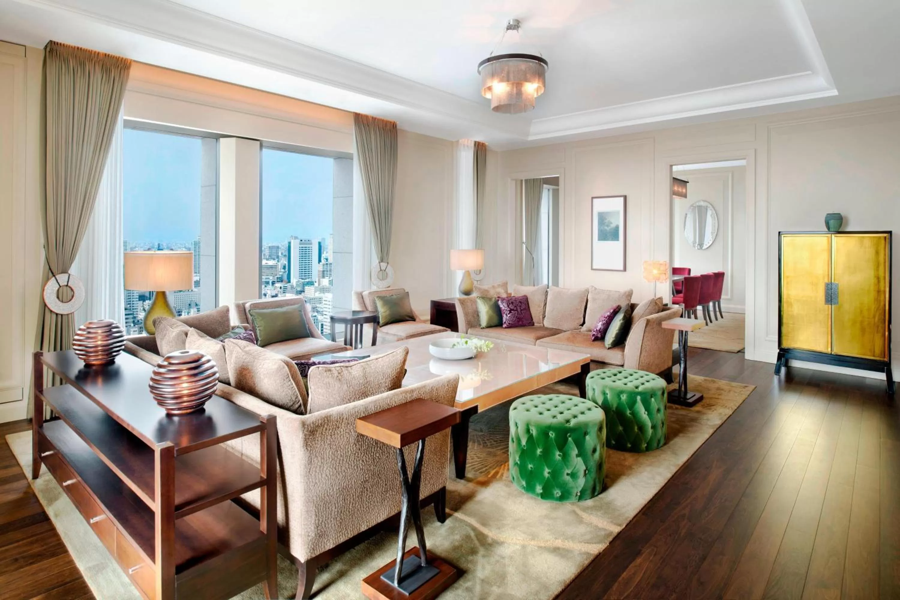 Living room in The St. Regis Osaka