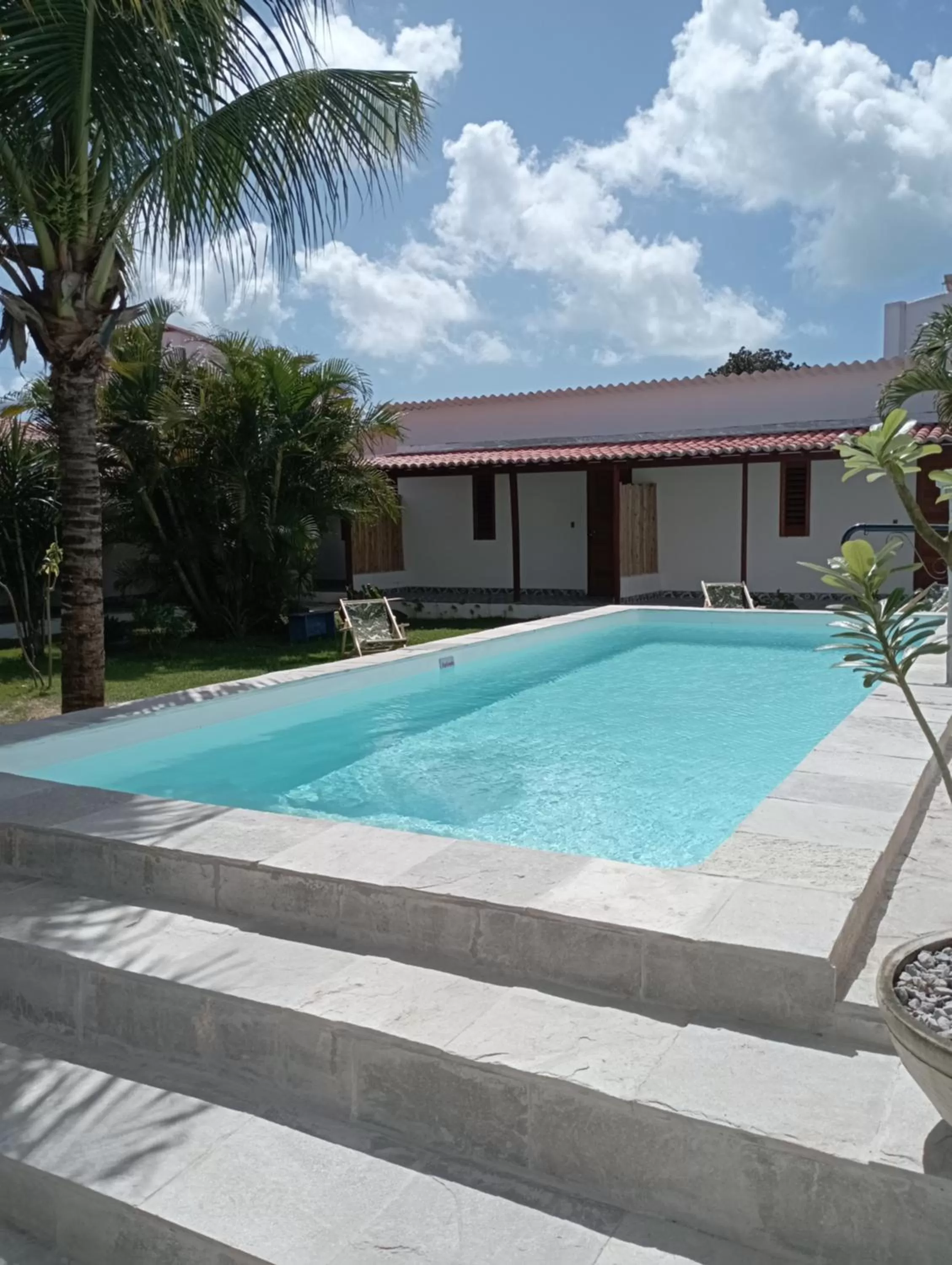Swimming Pool in Pousada Casa Do Cocotier