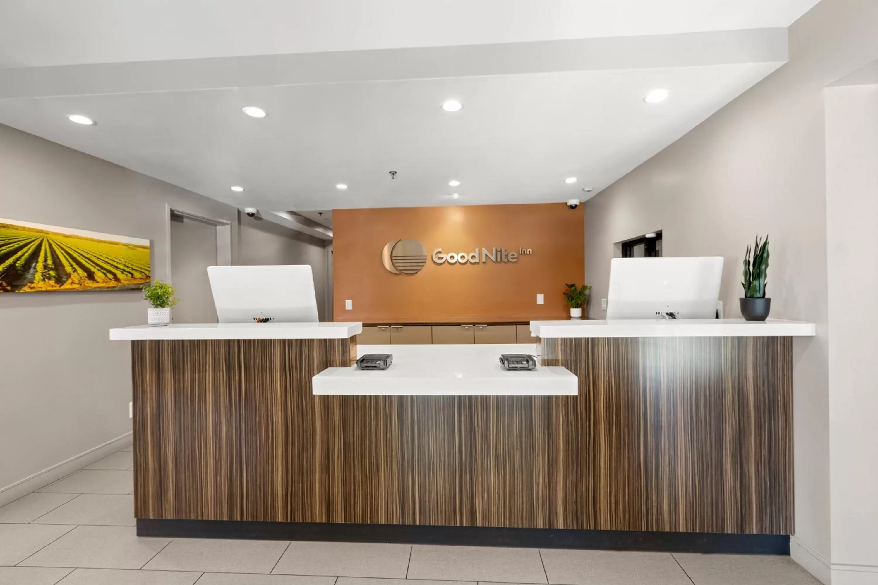 Lobby or reception in Good Nite Inn Camarillo