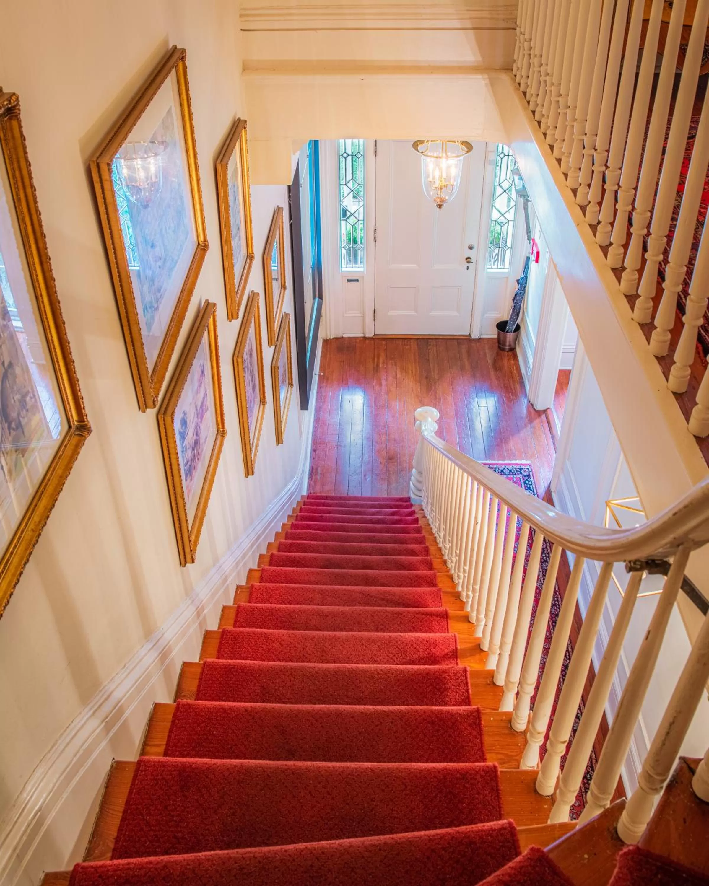 Facade/entrance in Justine Inn Savannah