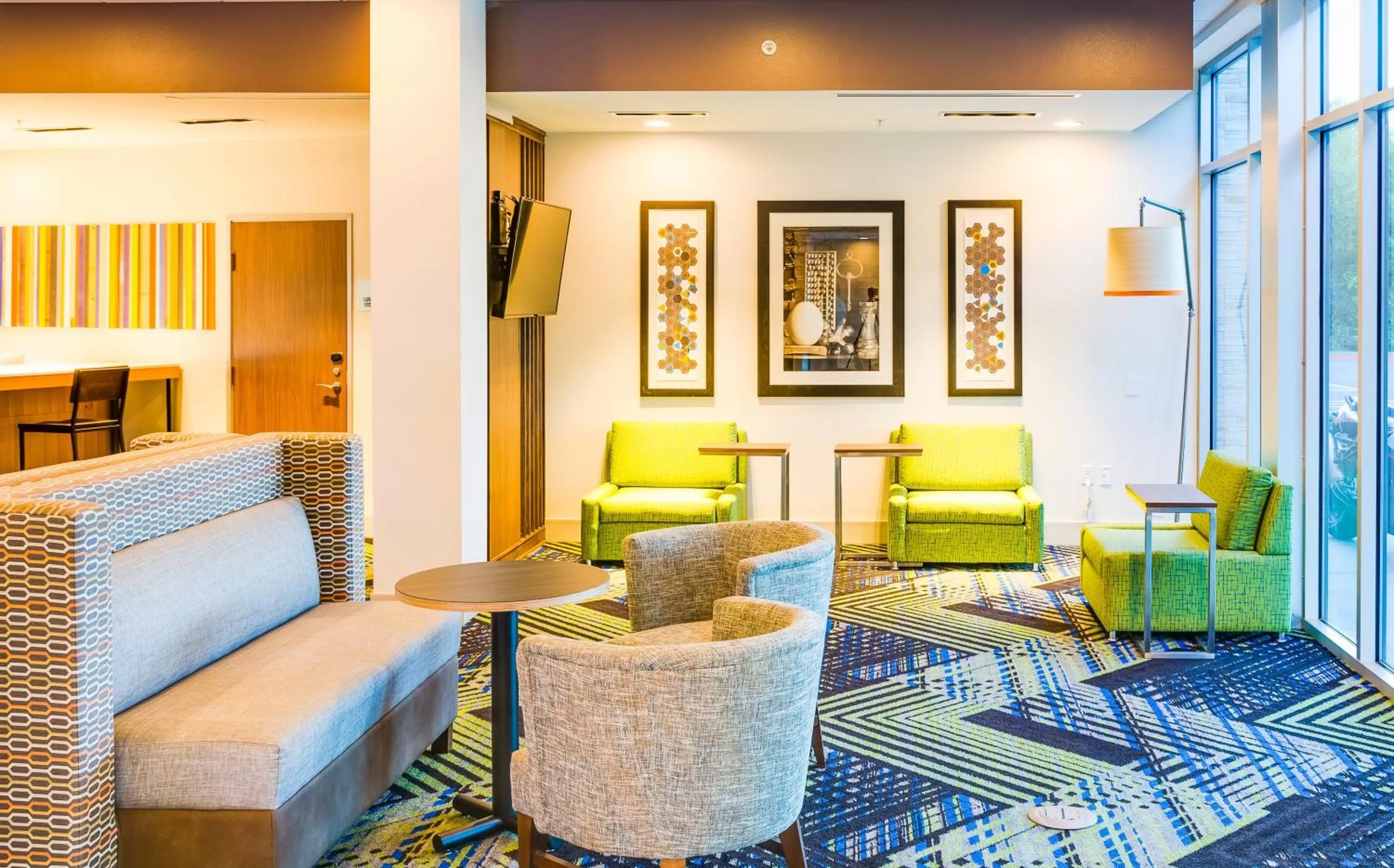 Property building in Holiday Inn Express & Suites Russellville by IHG