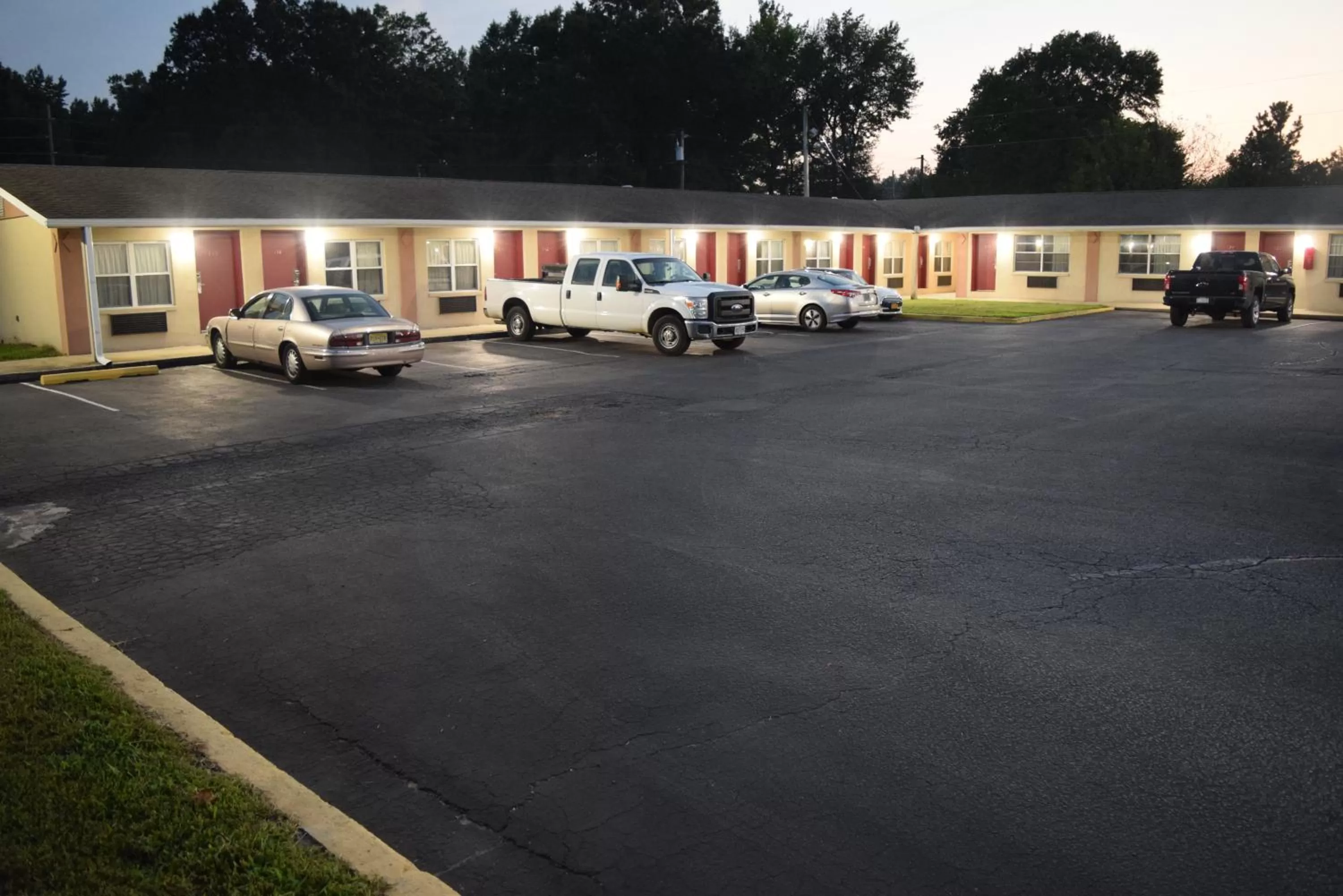 Property building in White Oaks Motel Pennsville/Carneys Point