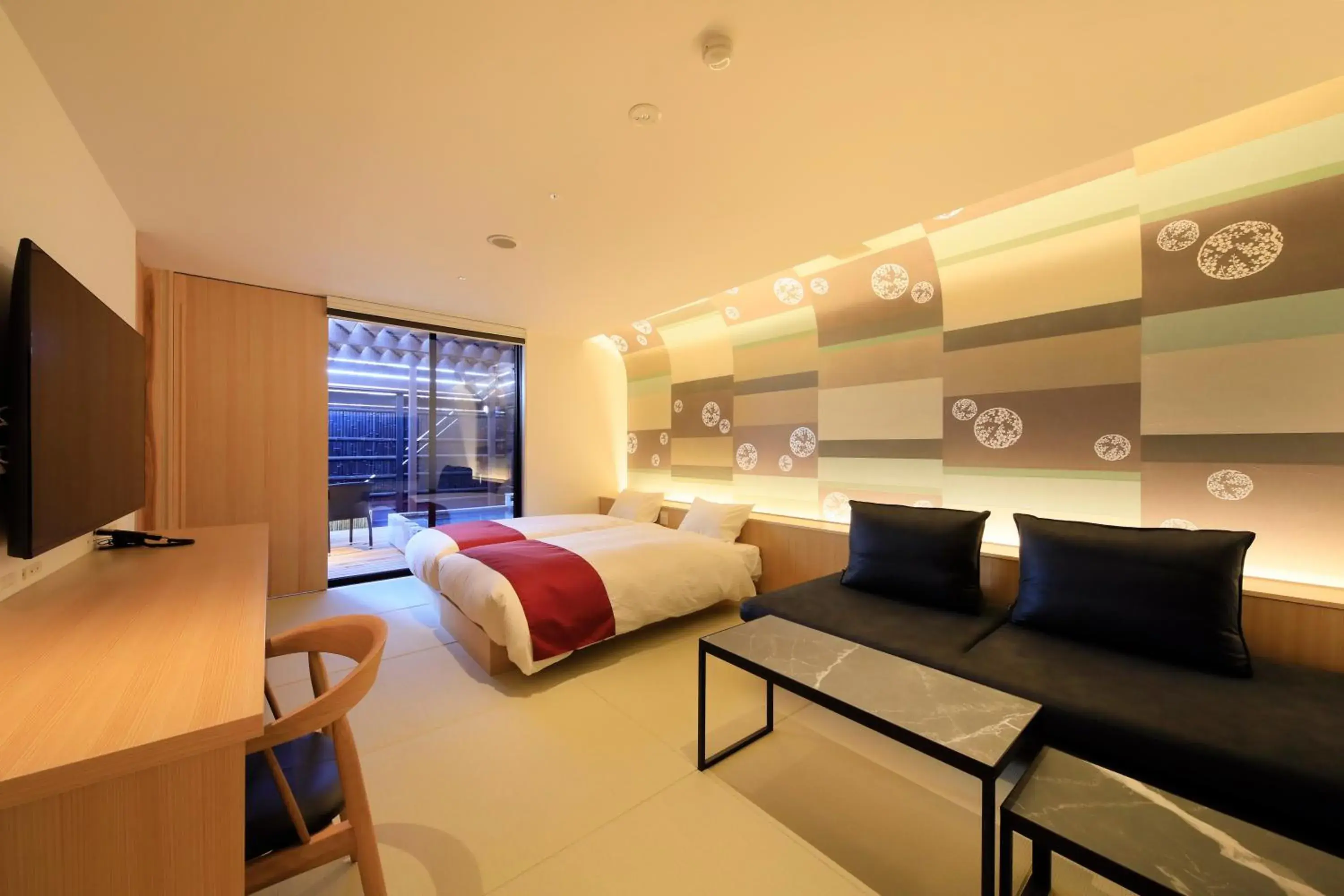 Deluxe Japanese Style Twin Room with Open-Air Bath in Fuji Onsenji Yumedono Deluxe Japanese Style Twin Room with Open-Air Bath in Fuji Onsenji Yumedono