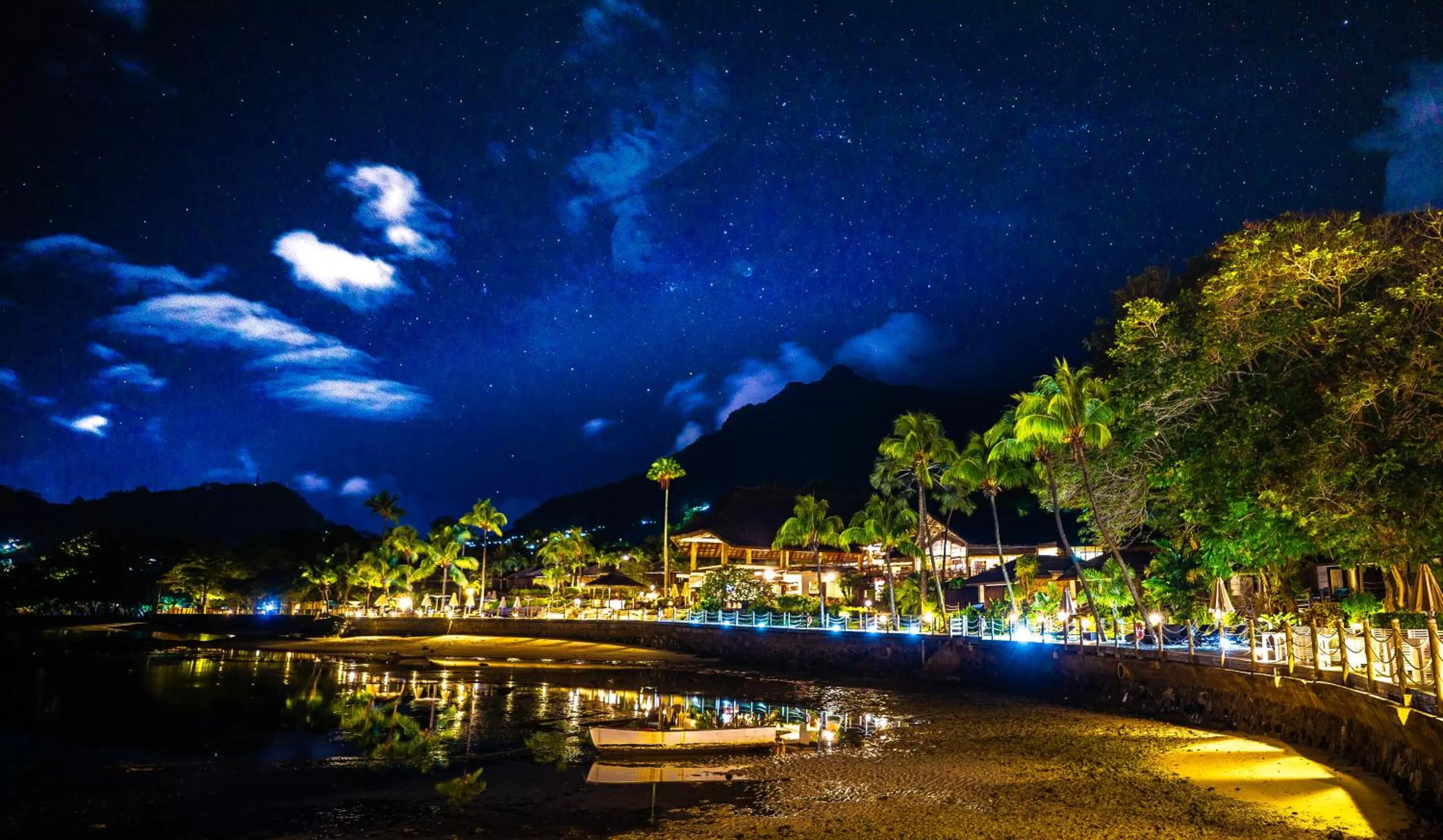 Night in Fisherman's Cove Resort - closed for complete renovation - Visit our sister property STORY Seychelles for your stay