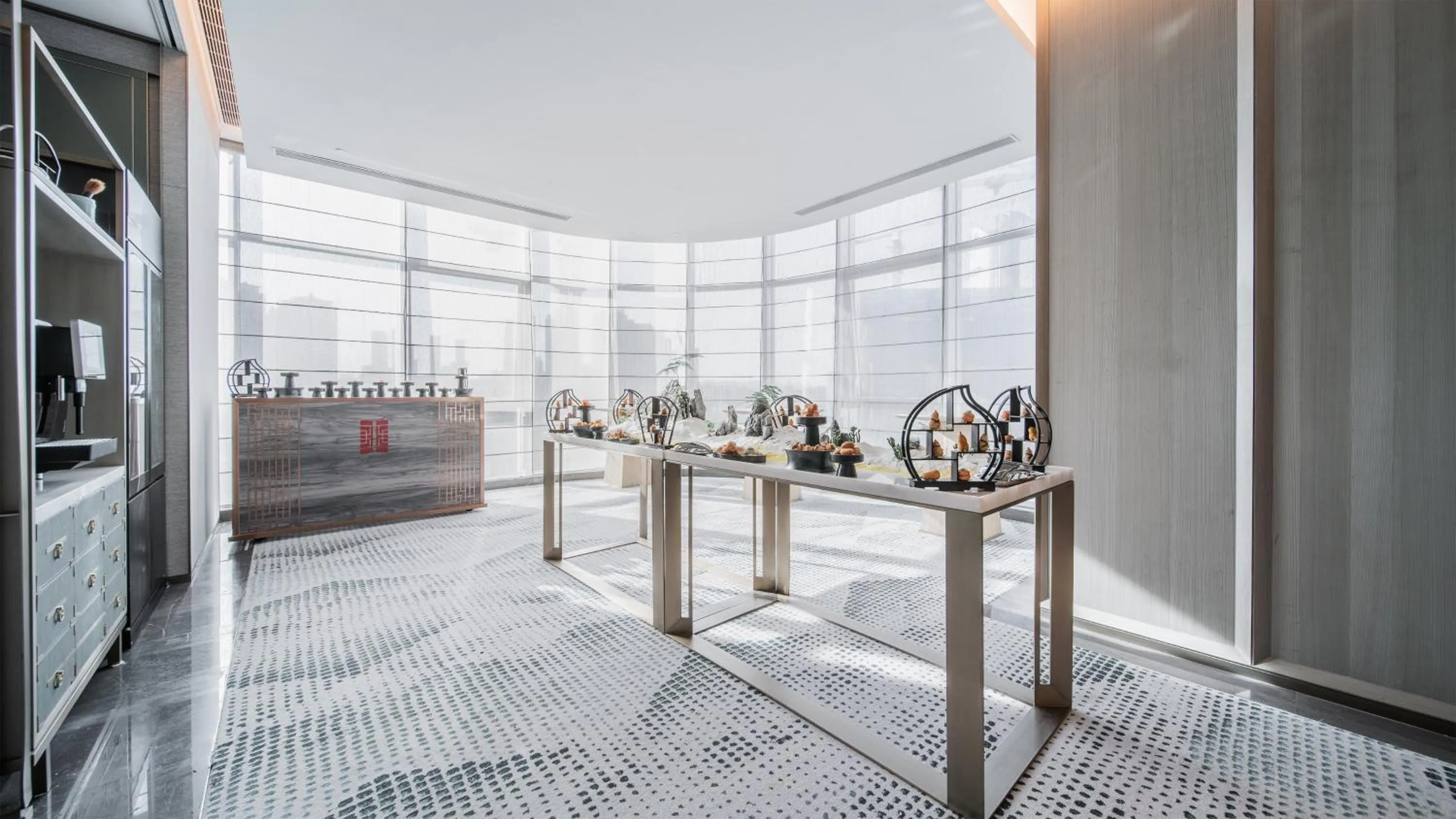 Meeting/conference room in HUALUXE Xi'an Chanba by IHG