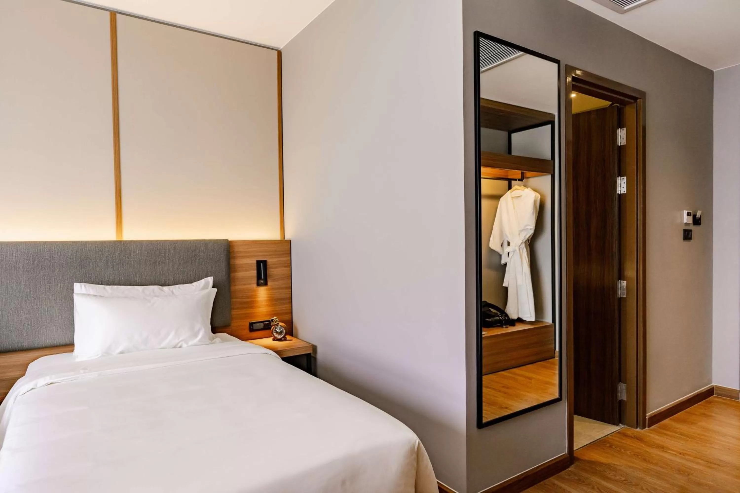 Bedroom, Bed in Best Western Chatuchak