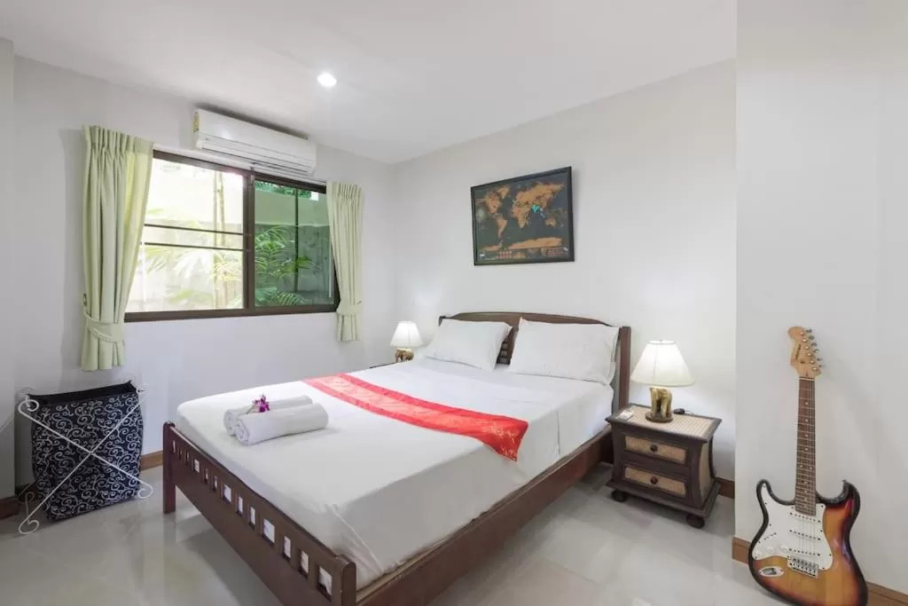 Bed in Mountain Seaview Luxury Apartments