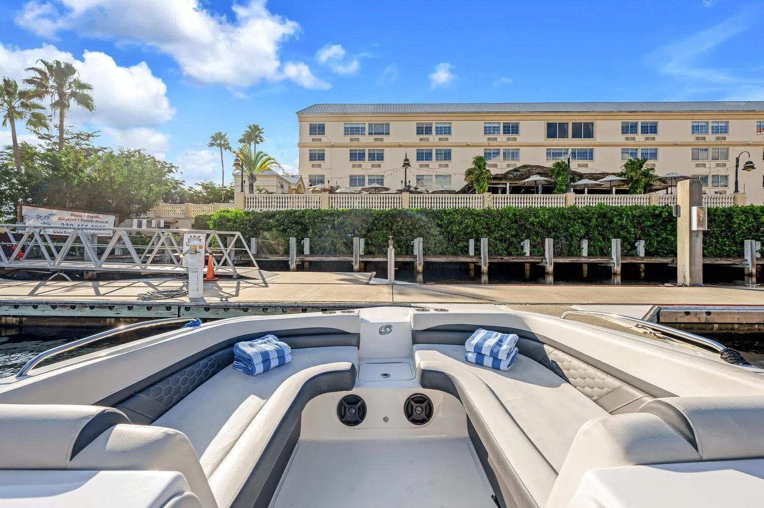 Property building in Bayfront Inn 5th Avenue