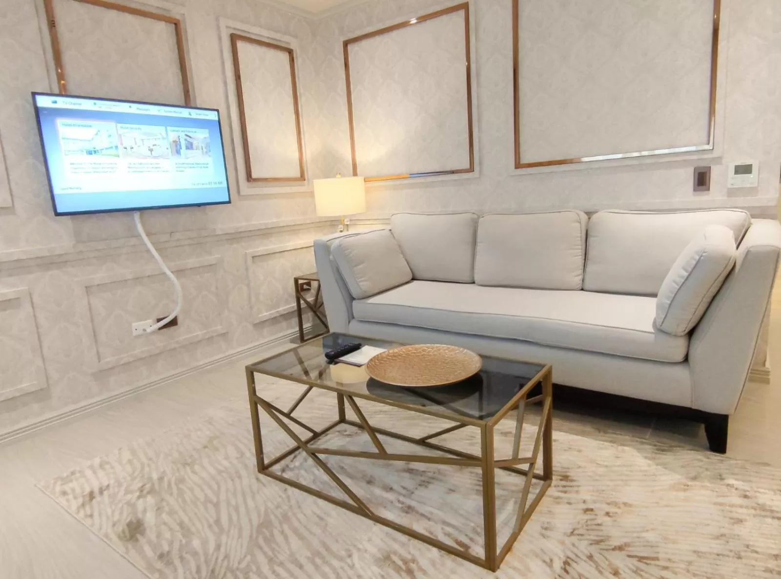 Living room in The Monarch Hotel