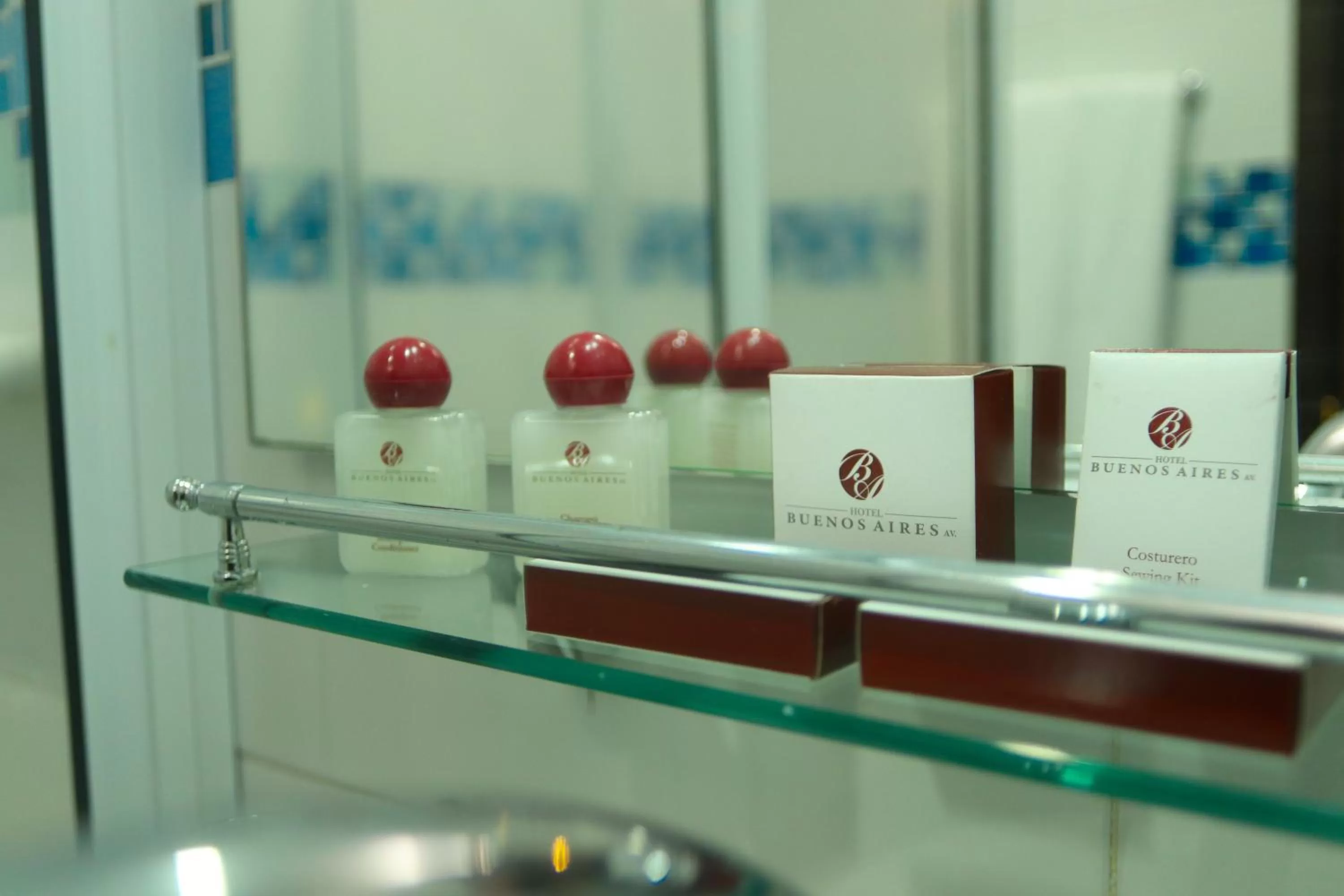 Bathroom in Hotel Buenos Aires