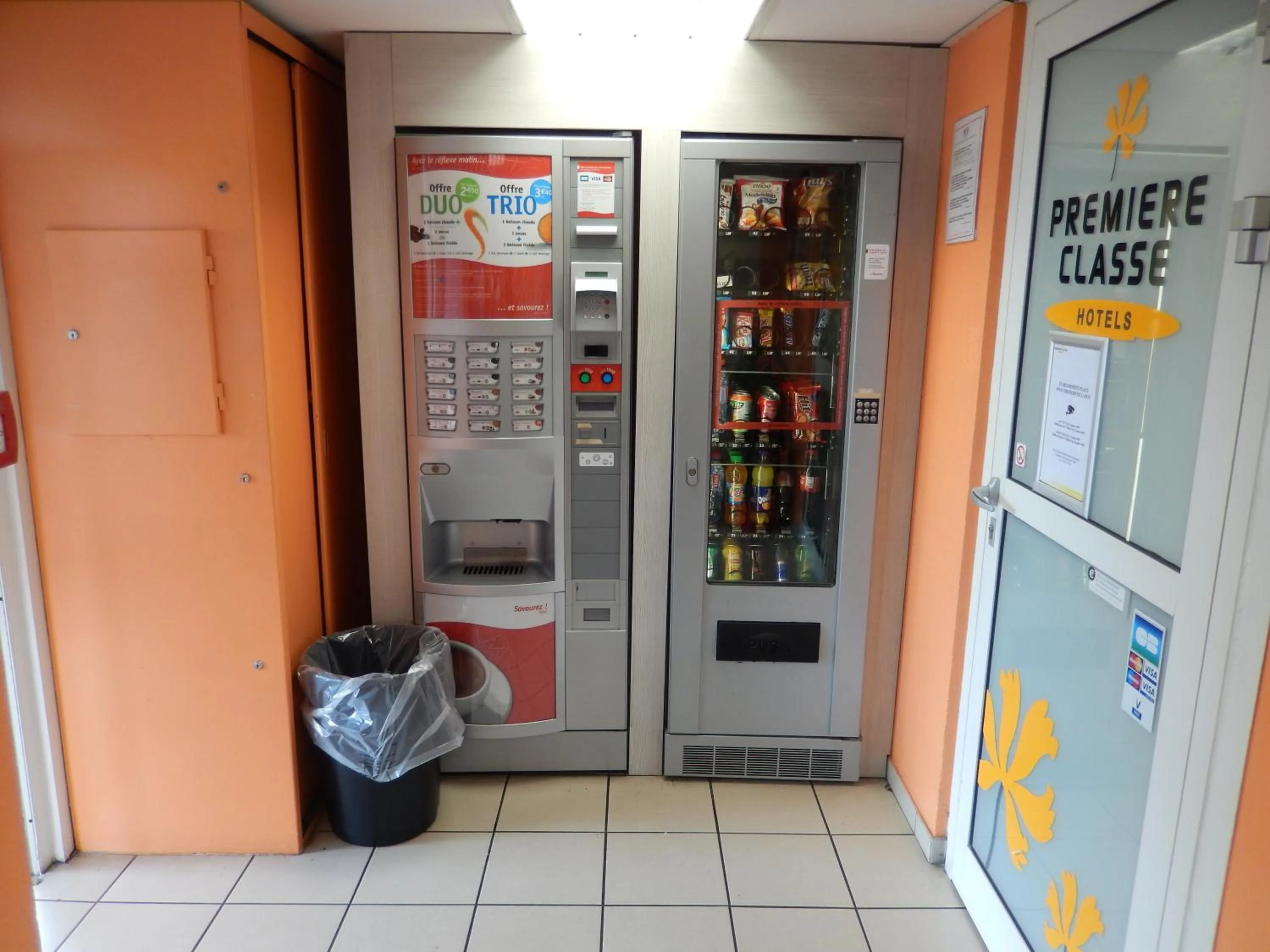 Food and drinks in Premiere Classe Biarritz