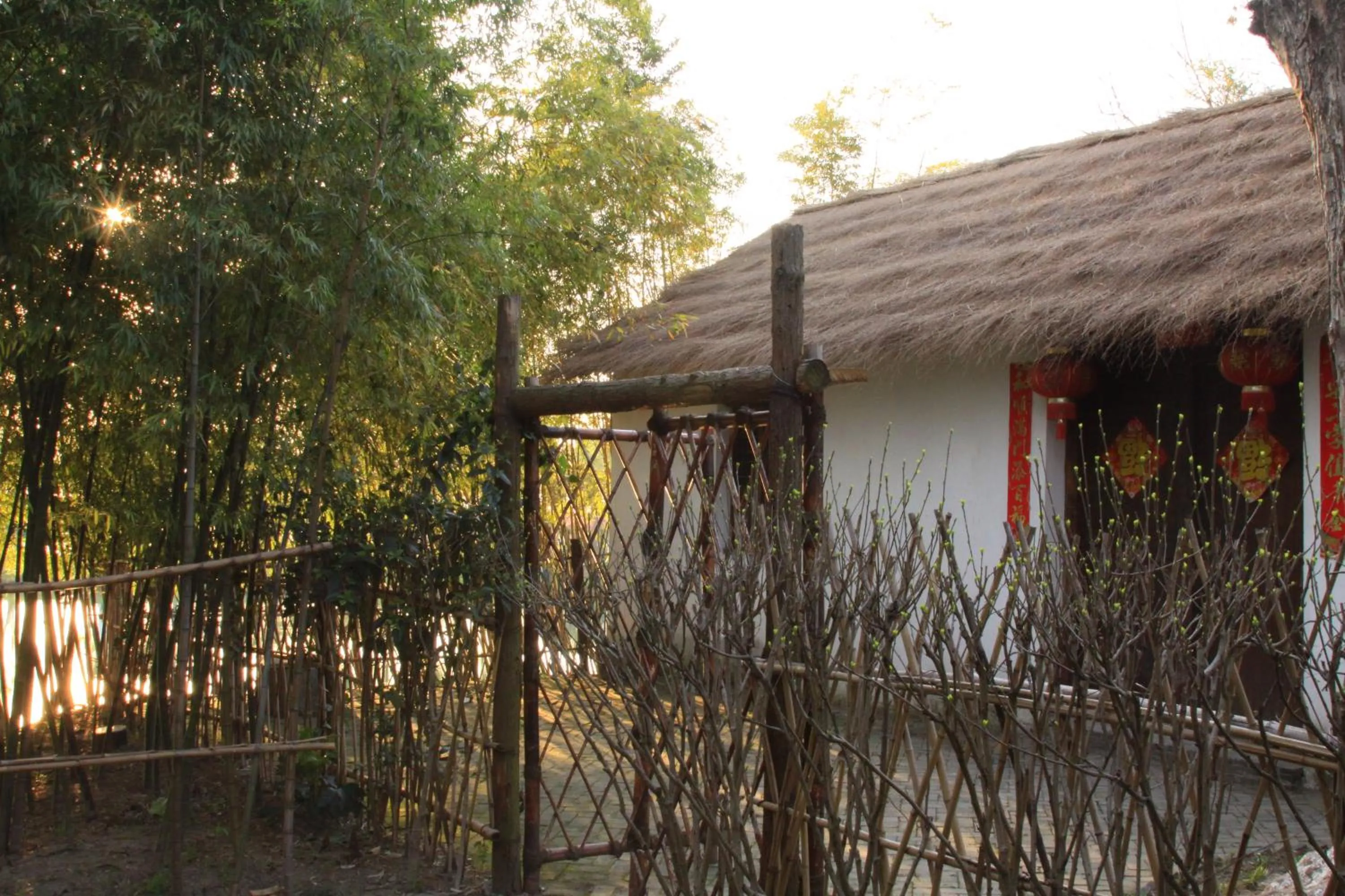 Sunset in Fairmont Yangcheng Lake