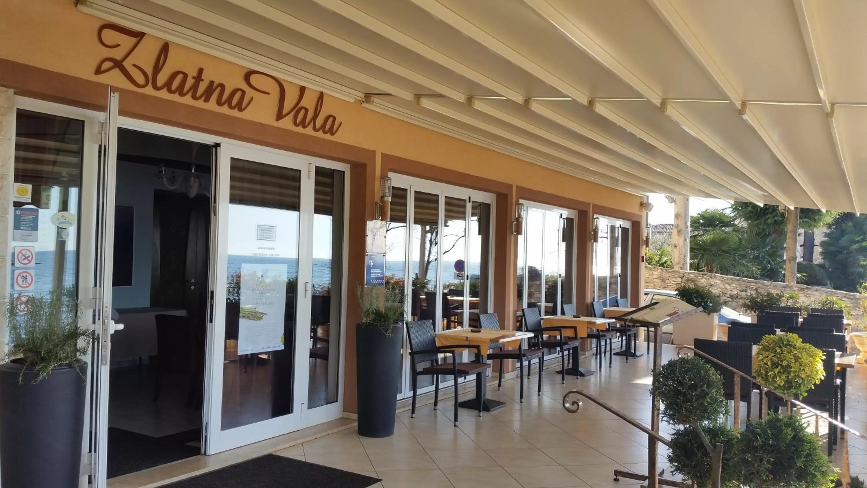 Restaurant/places to eat in Hotel Zlatna Vala