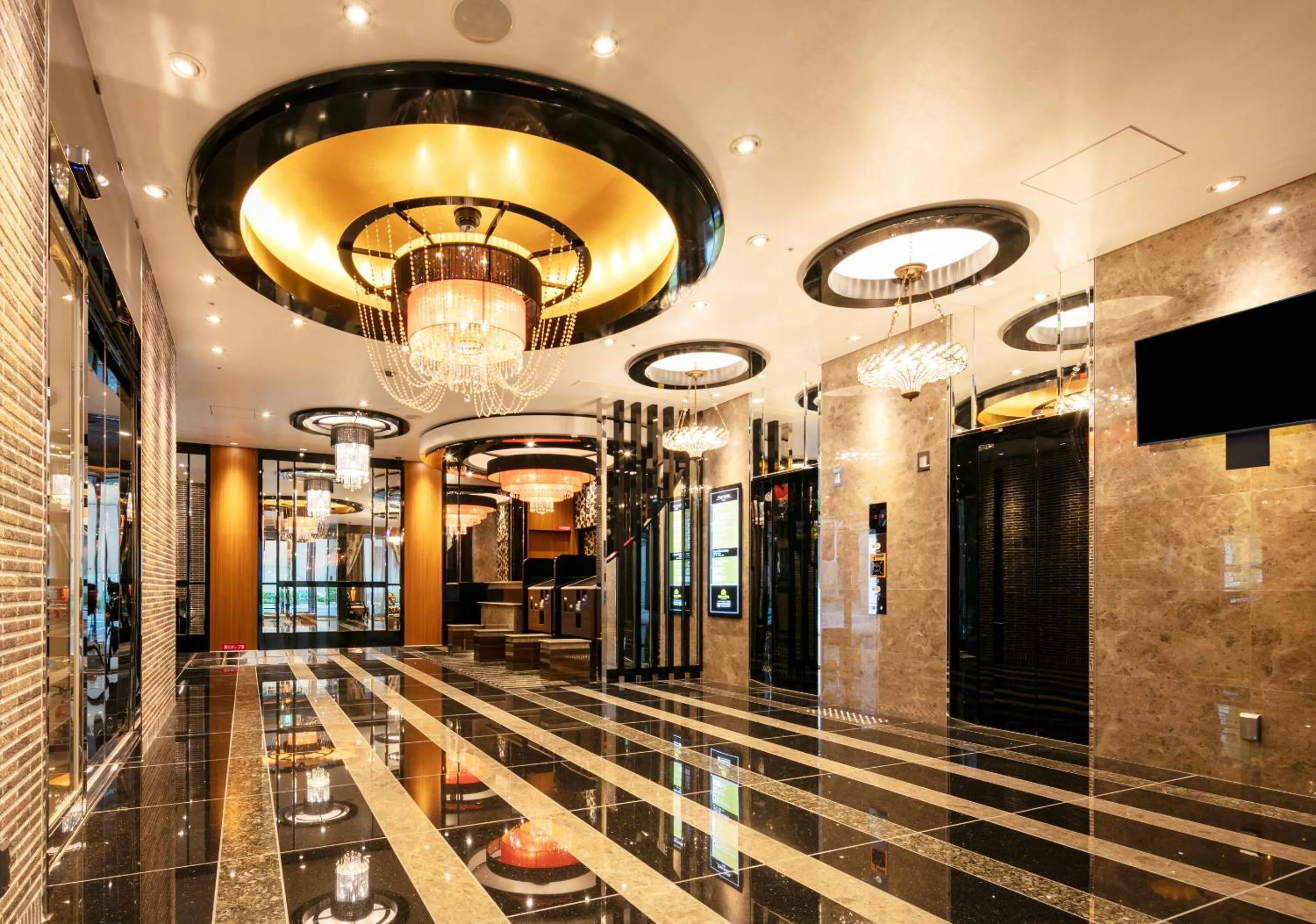 Lobby or reception in APA Hotel Osaka Umeda