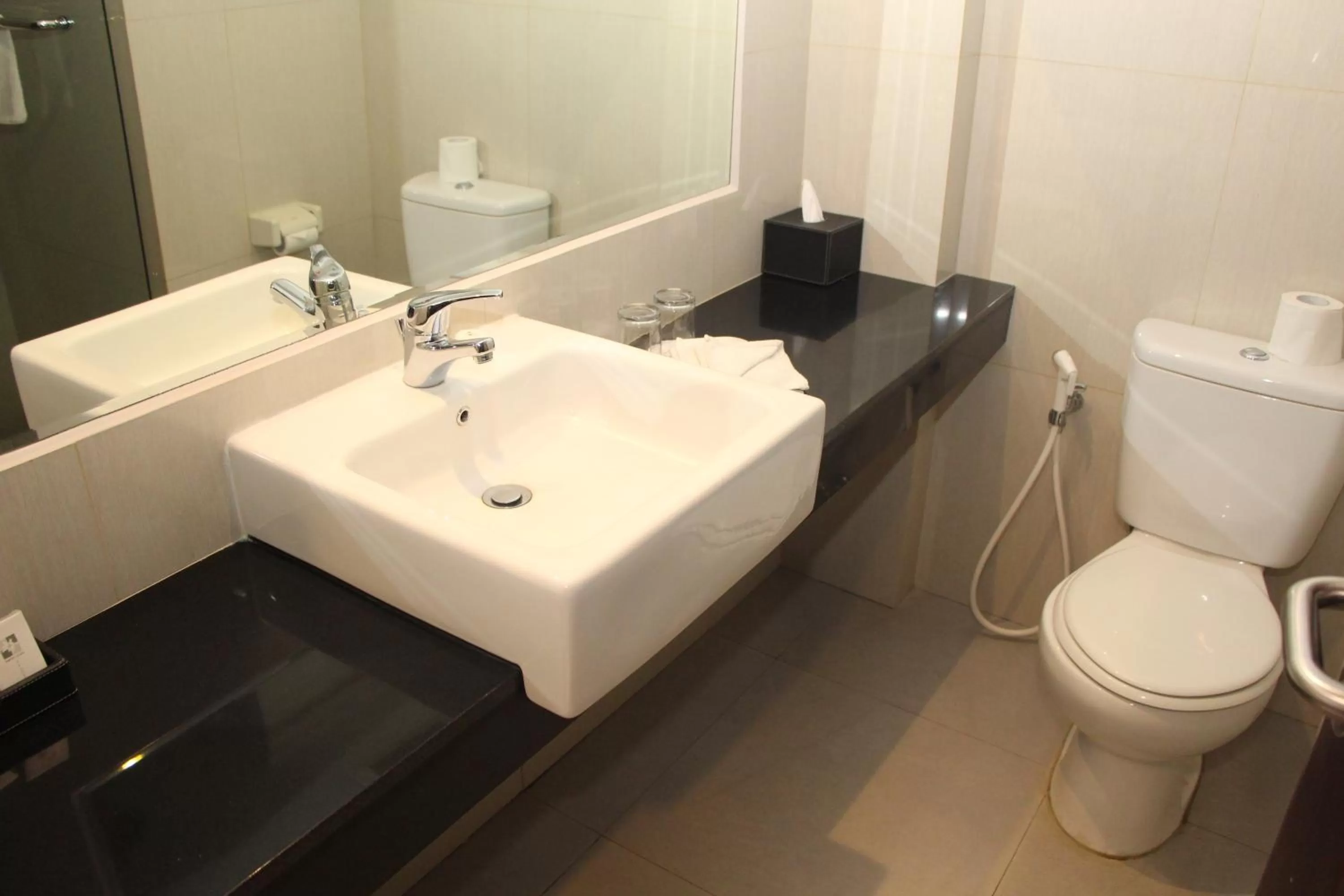 Bathroom in Swiss-Belhotel Borneo Samarinda