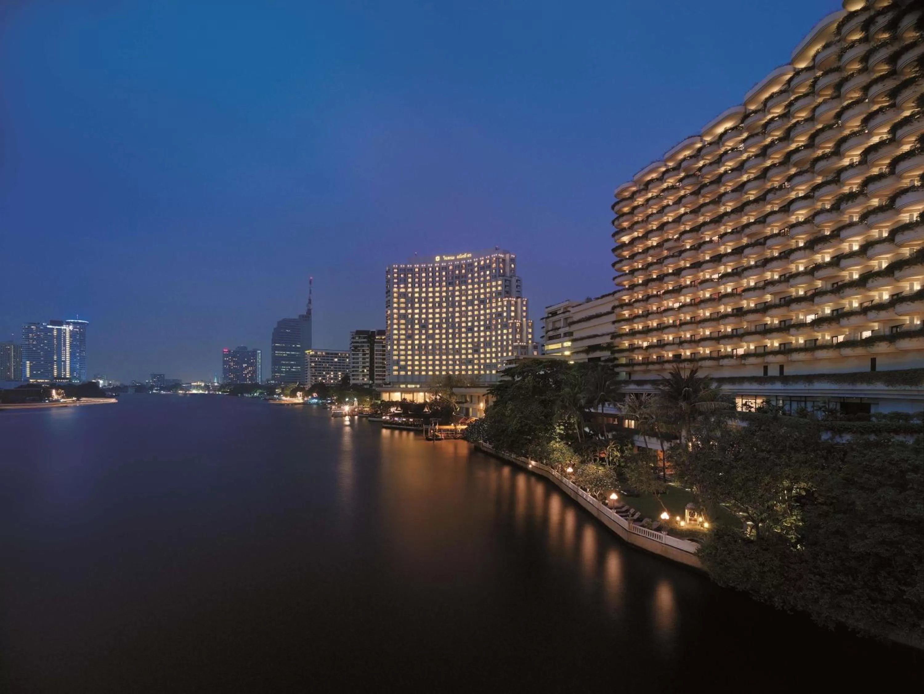 Property building in Shangri-La Bangkok
