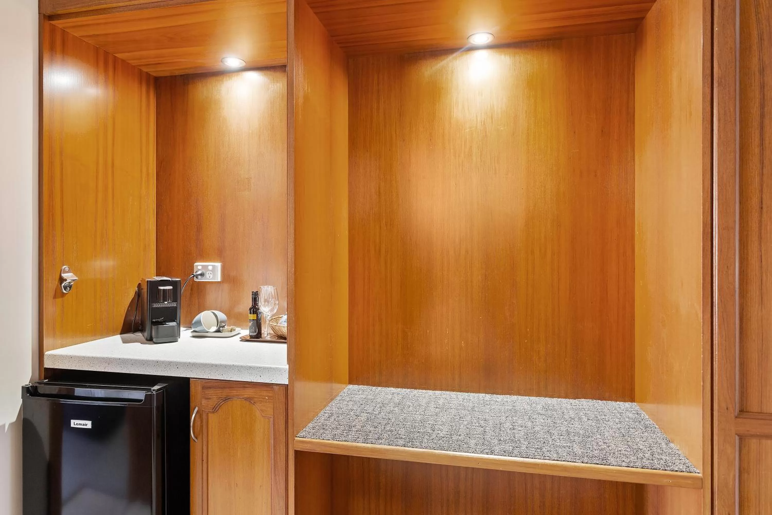 Coffee/tea facilities in Julie-Anna, Bendigo