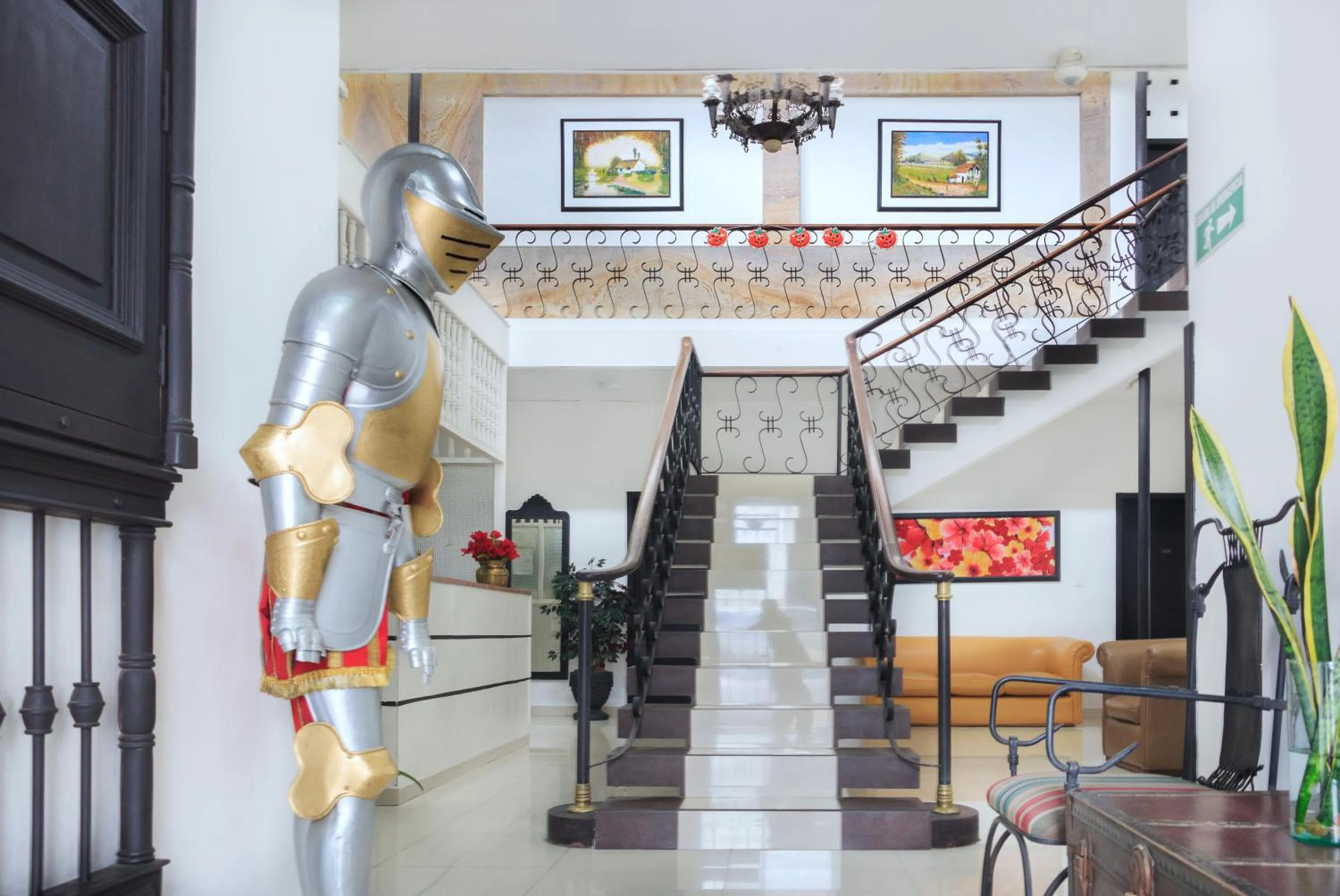 Facade/entrance in Hotel Colonial Plaza