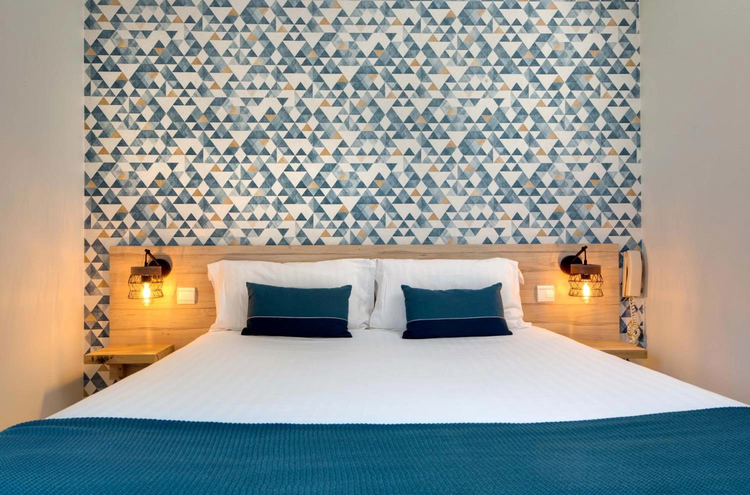 Comfort Room with Terrace in Les Secrets Château Pey La Tour - Groupe LOGIS HOTELS