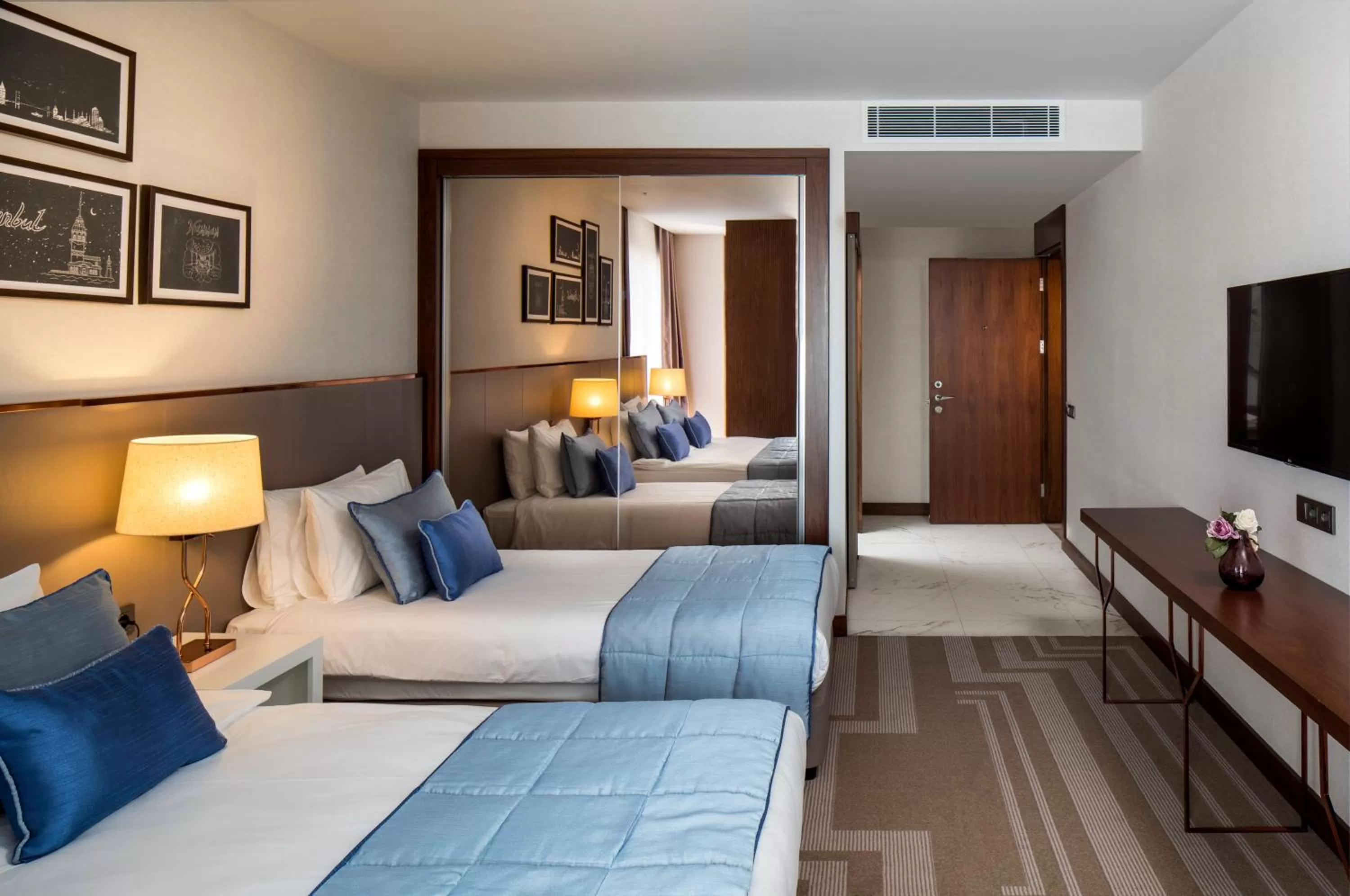 Bed in Lionel Hotel Istanbul