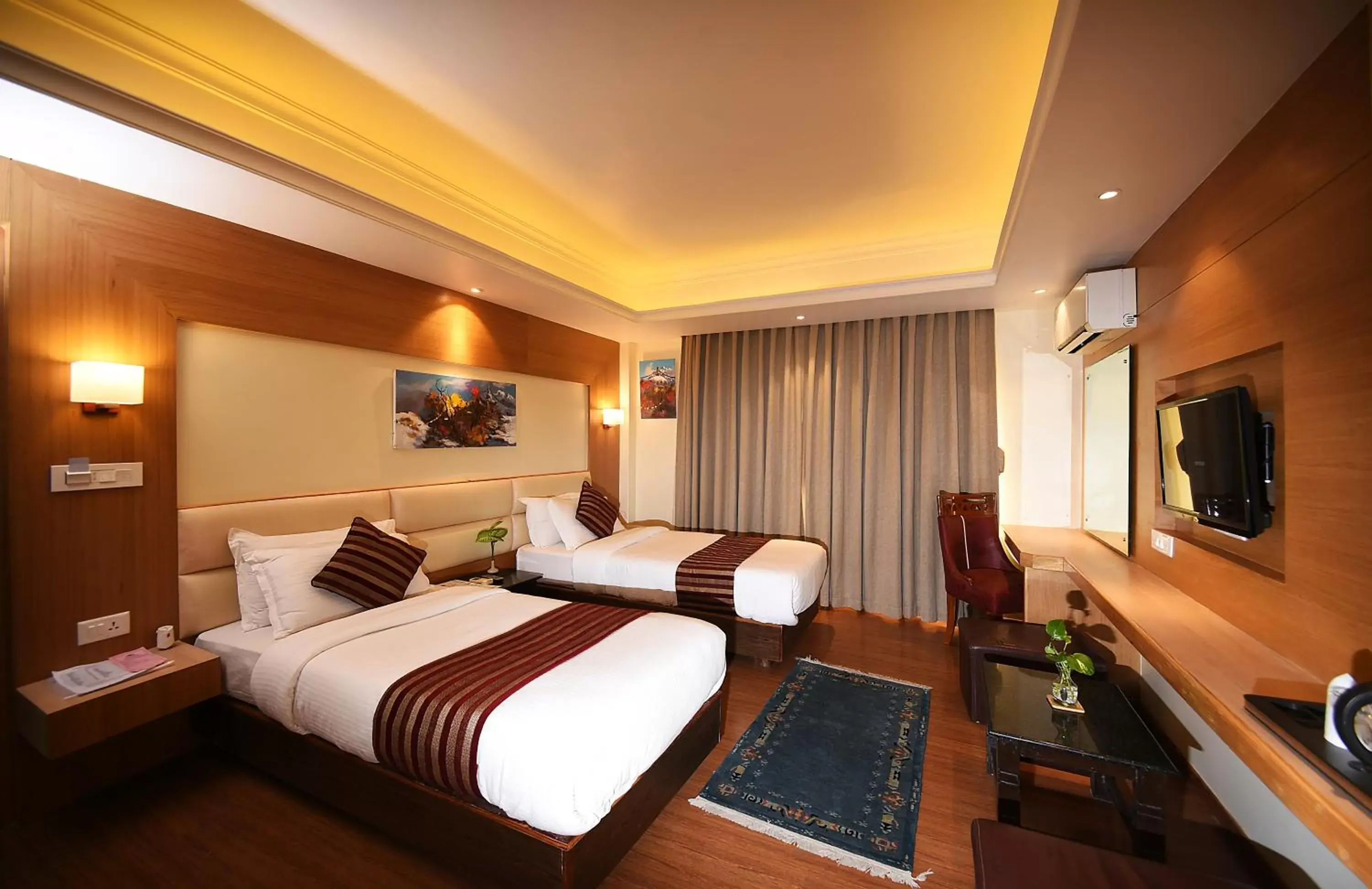 Deluxe Twin Room - 10% off on Spa in Hotel Middle Path & Spa Deluxe Twin Room - 10% off on Spa in Hotel Middle Path & Spa