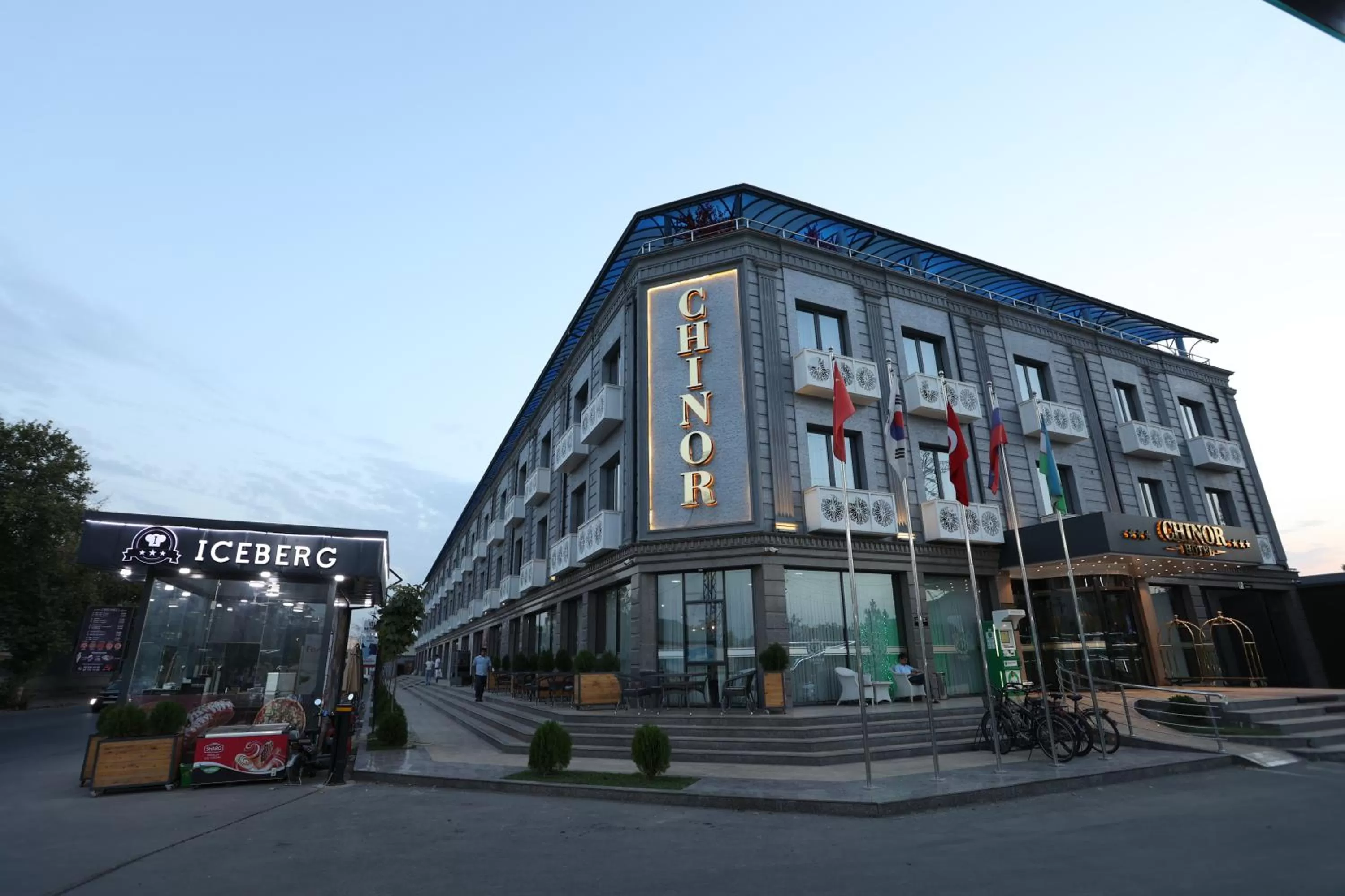 Property building in CHlNOR HOTEL