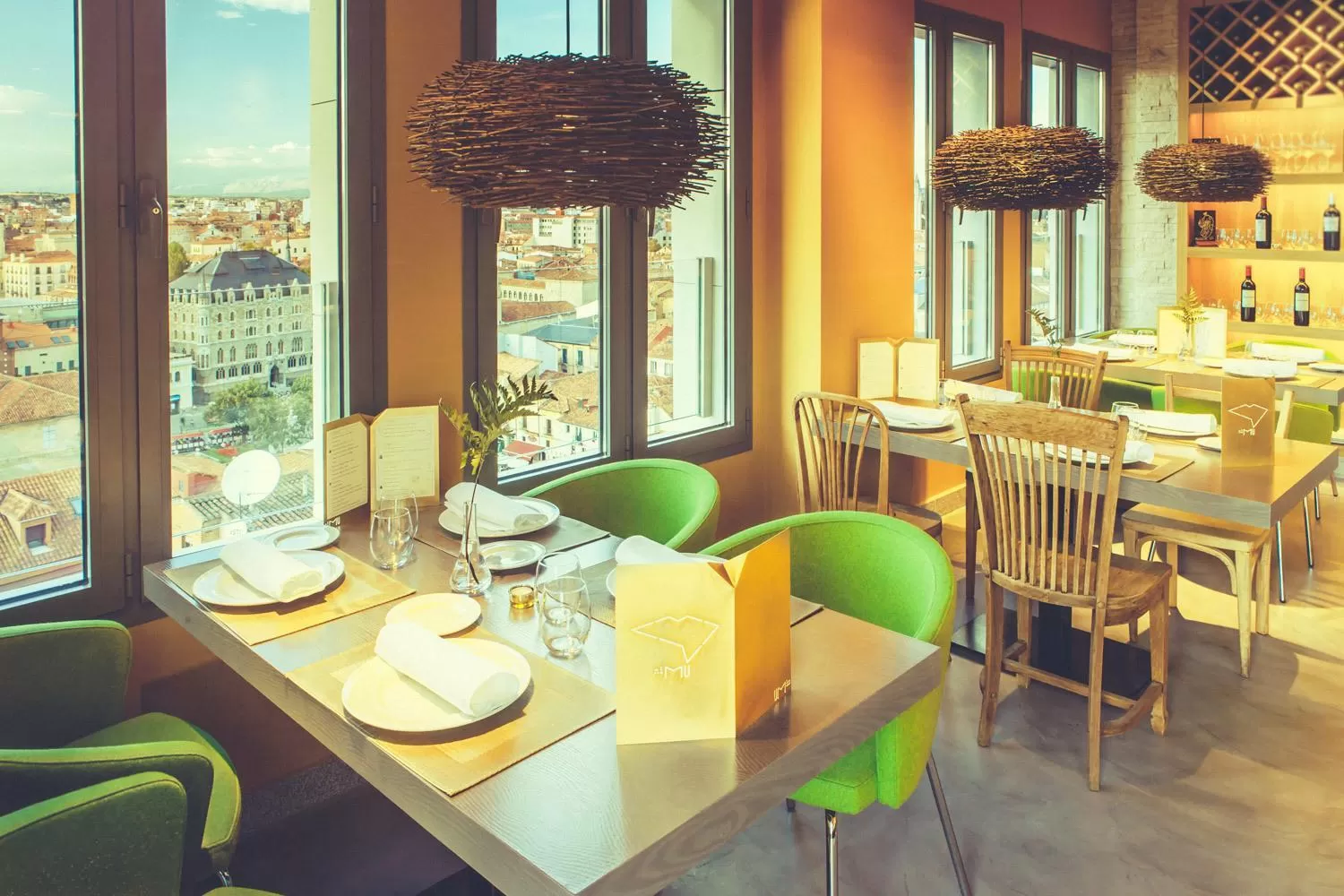 Restaurant/places to eat in Barceló León Conde Luna