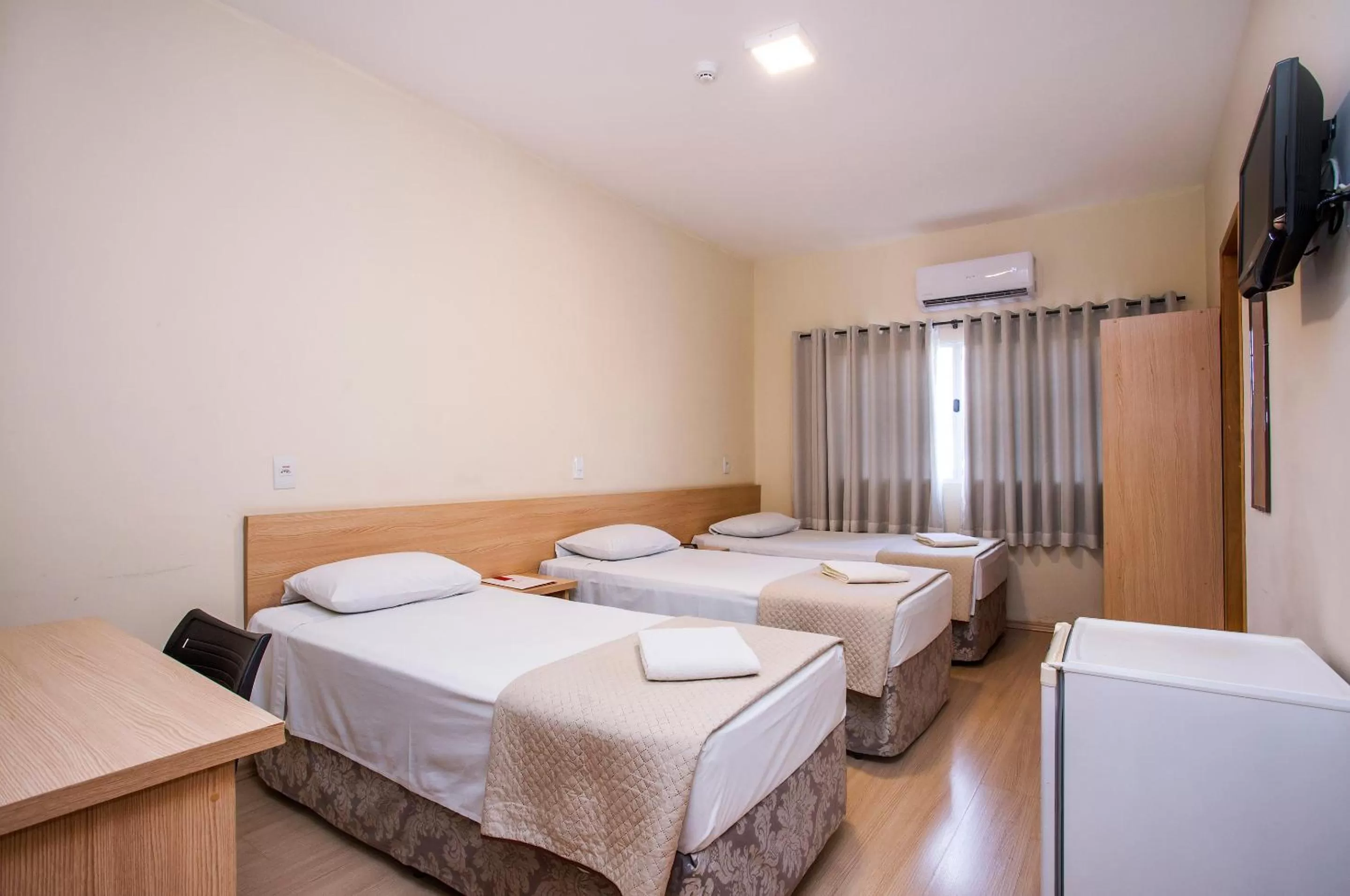 Bedroom, Bed in Hotel Metrópole Paulínia