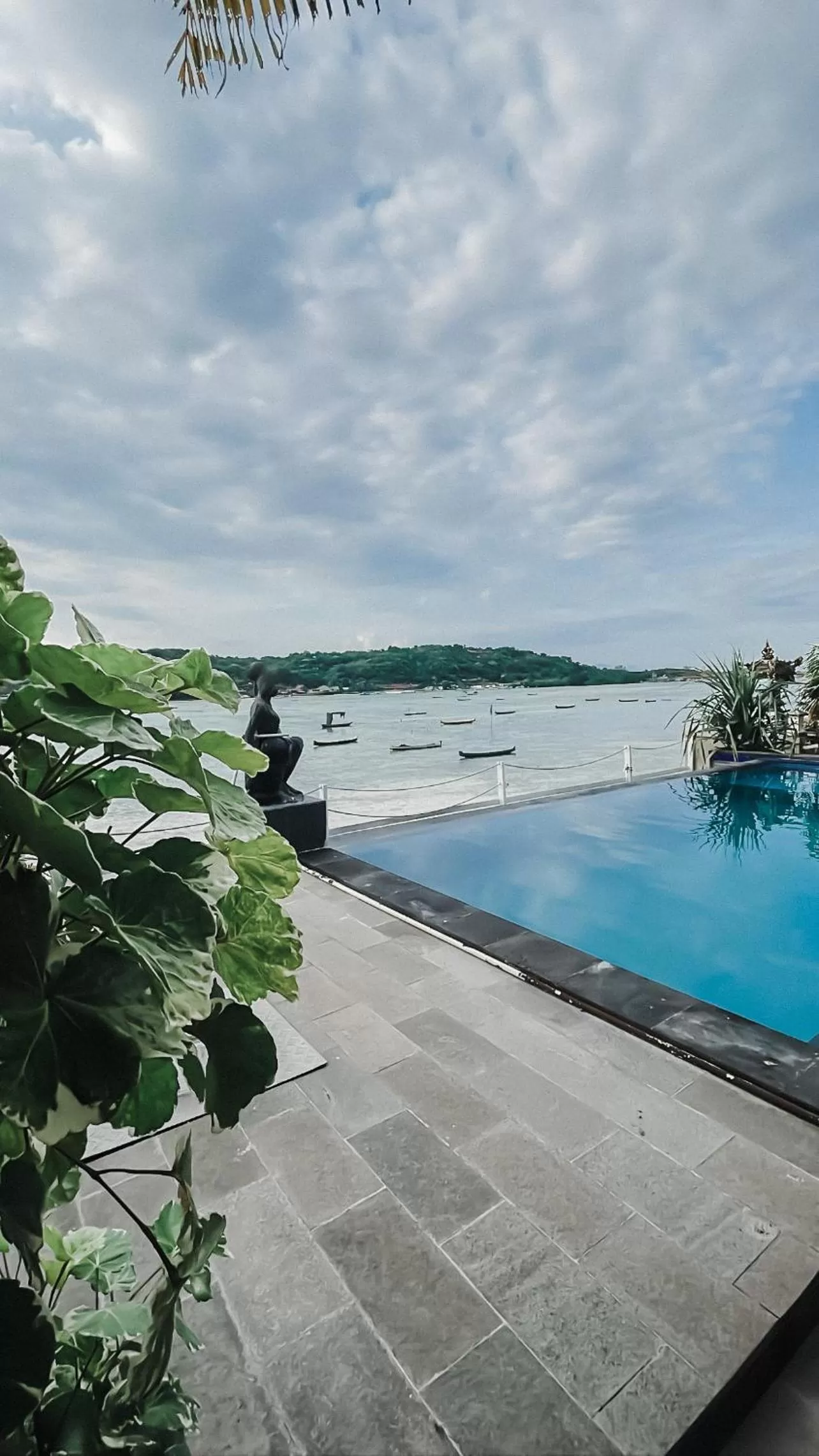 River view in Aurora Beach View