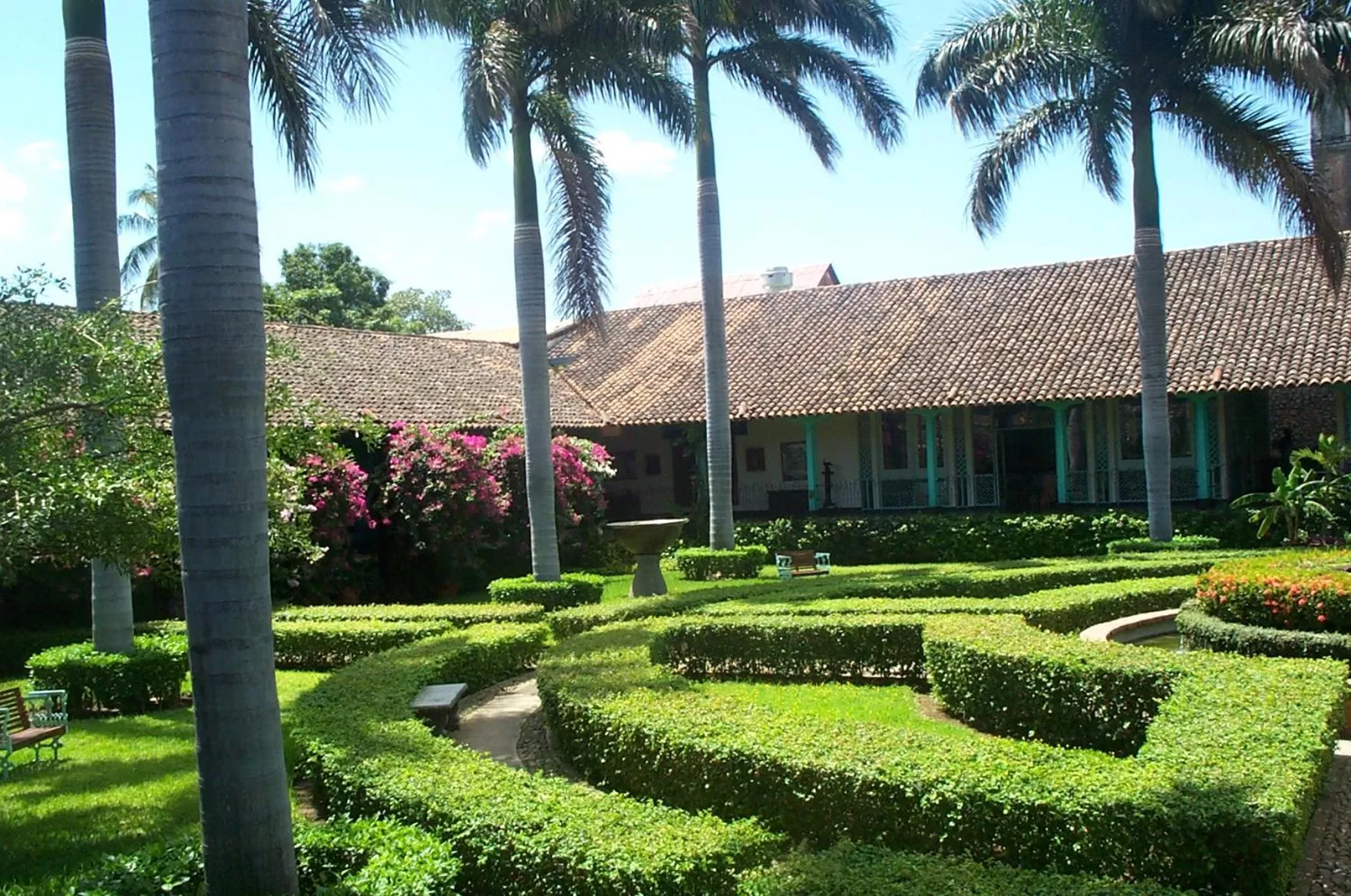Garden view, Garden in Hotel El Convento Leon Nicaragua