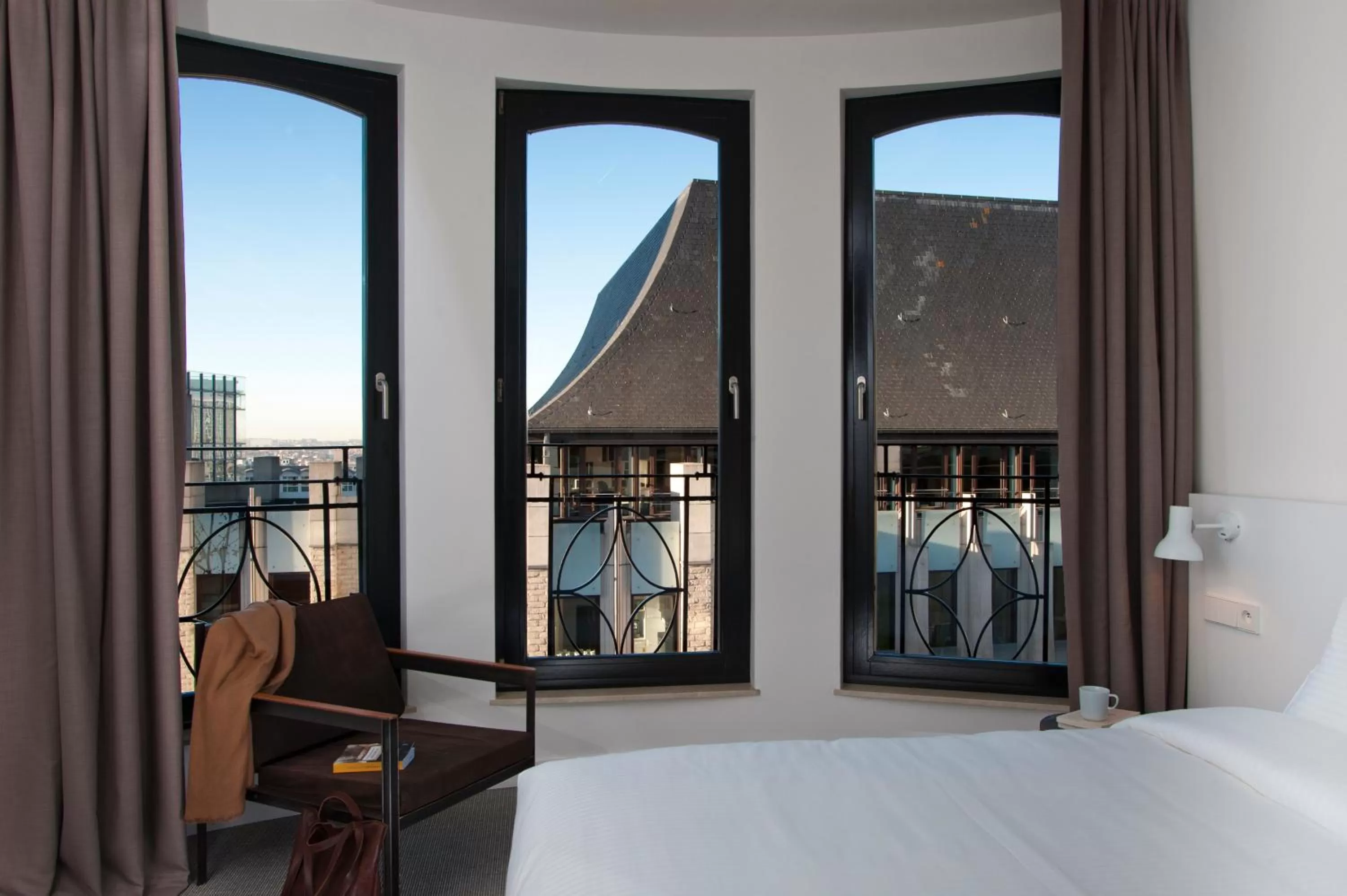 Photo of the whole room, Bed in 9Hotel Central