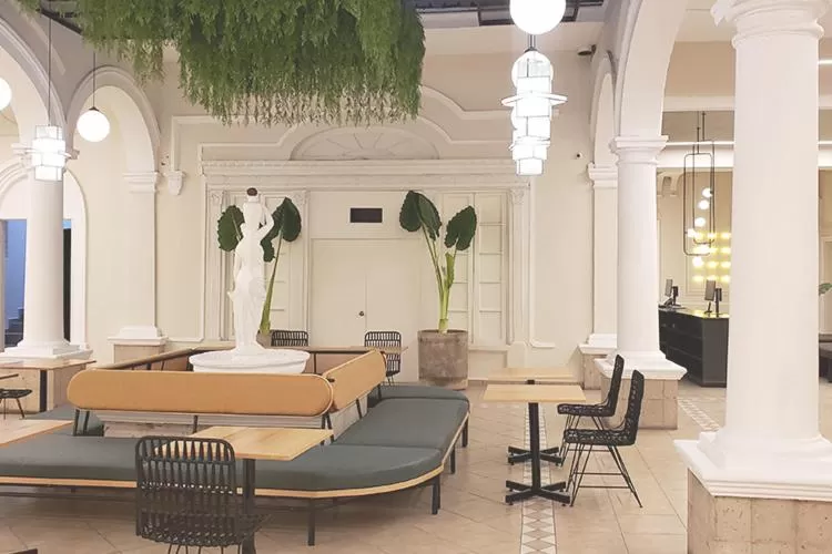 Seating Area in Hotel Grand Isitia