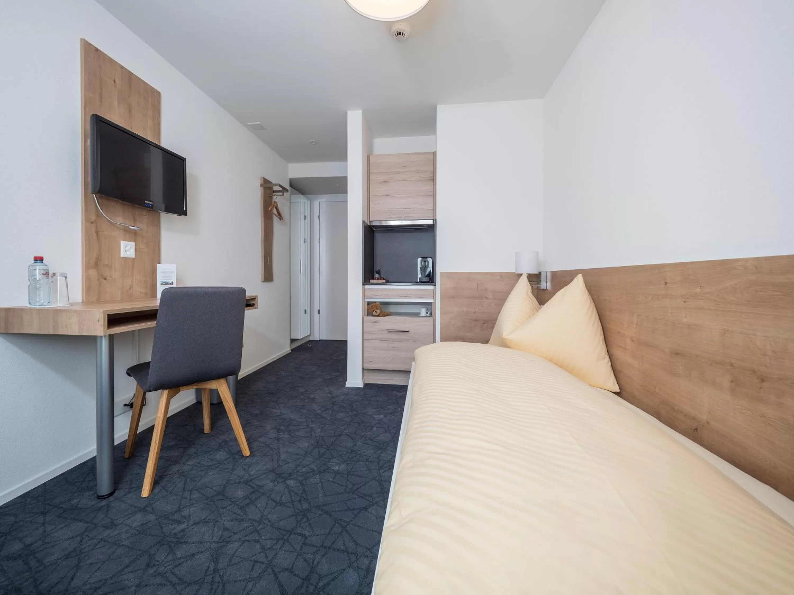 Bedroom, Bed in Aparthotel Bären