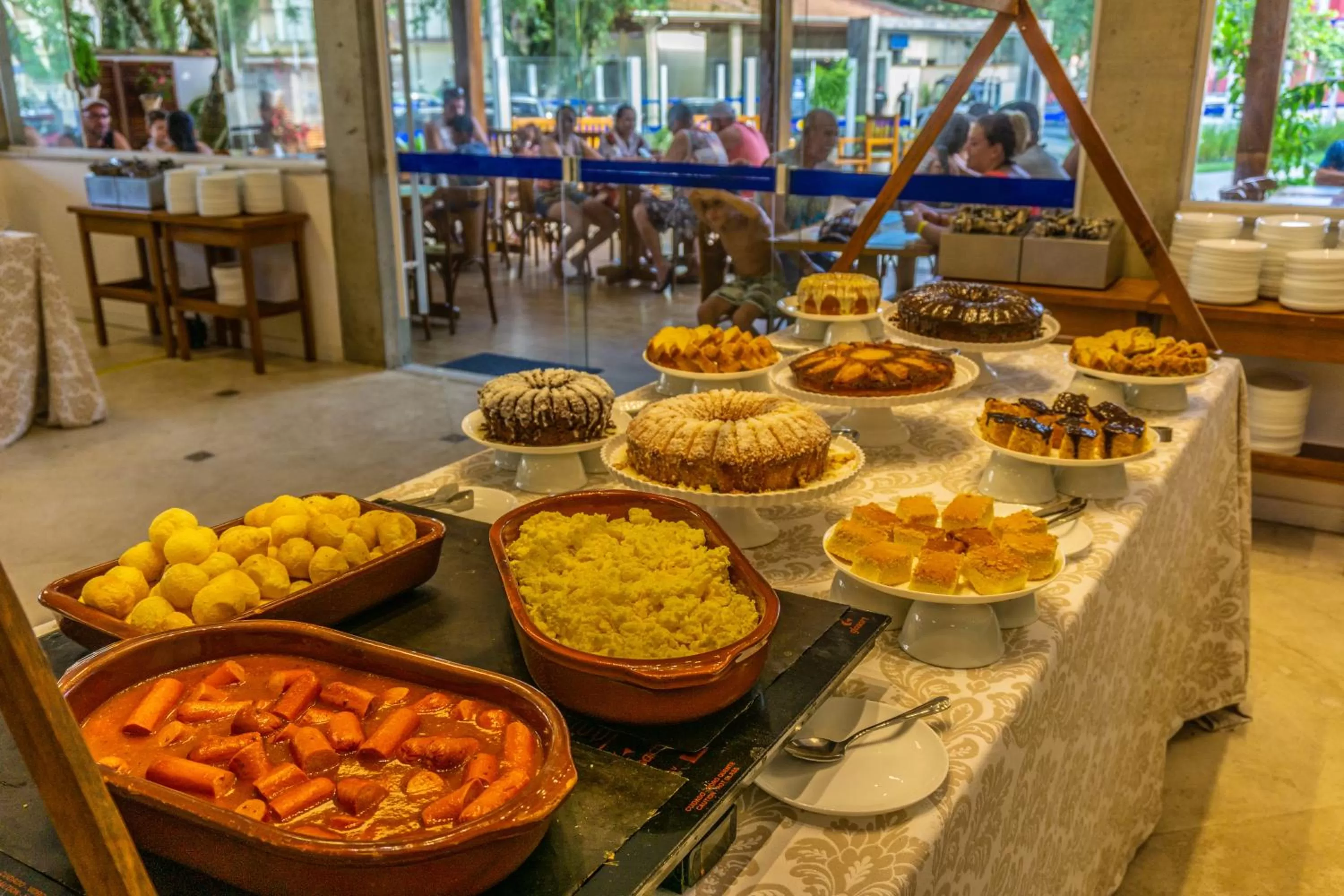 Breakfast in Pousada Ilha Vitoria