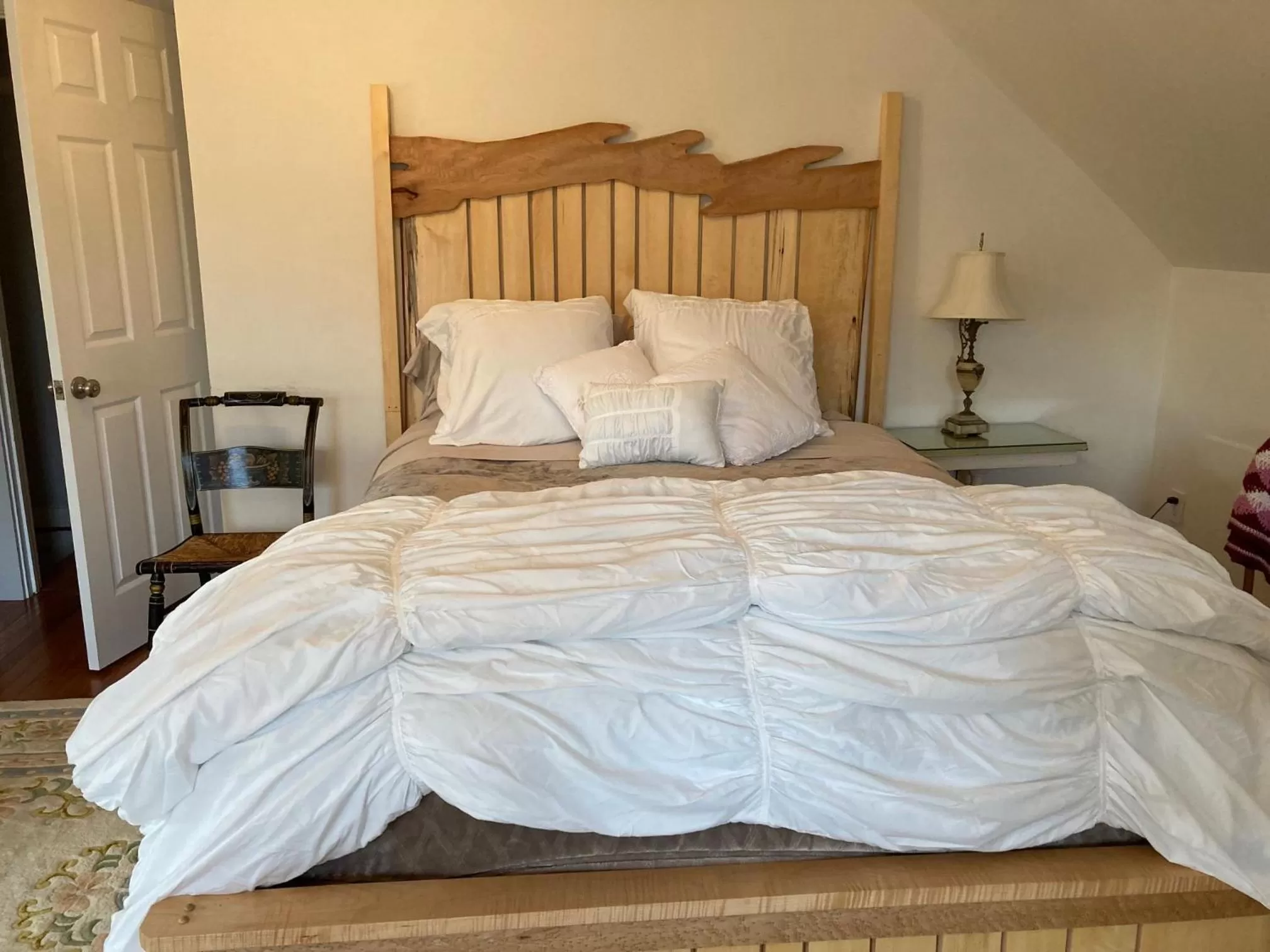 Bedroom, Bed in The Birch Grove