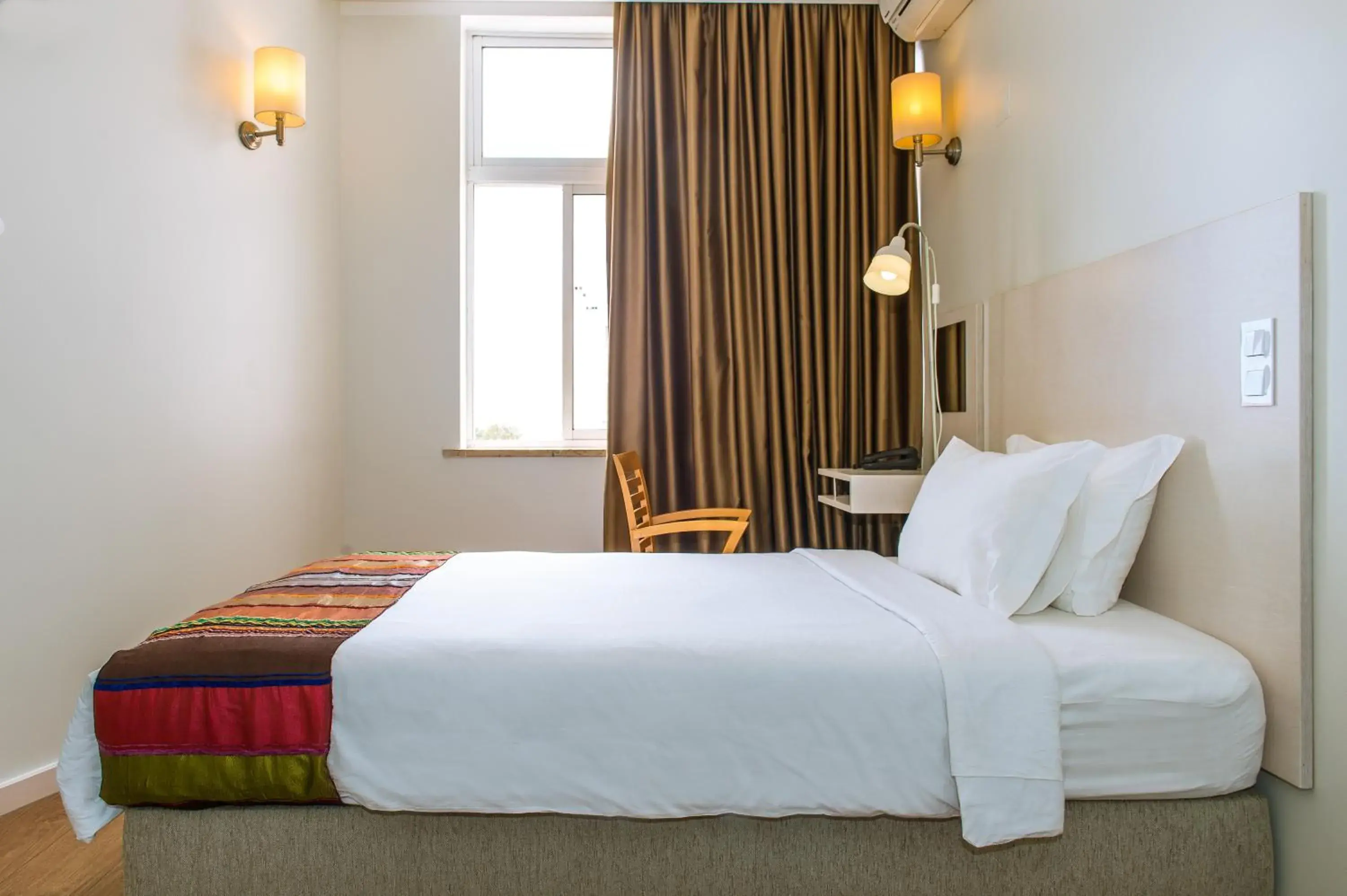 Standard Single Room - single occupancy in Hotel Londres Estoril / Cascais Standard Single Room - single occupancy in Hotel Londres Estoril / Cascais