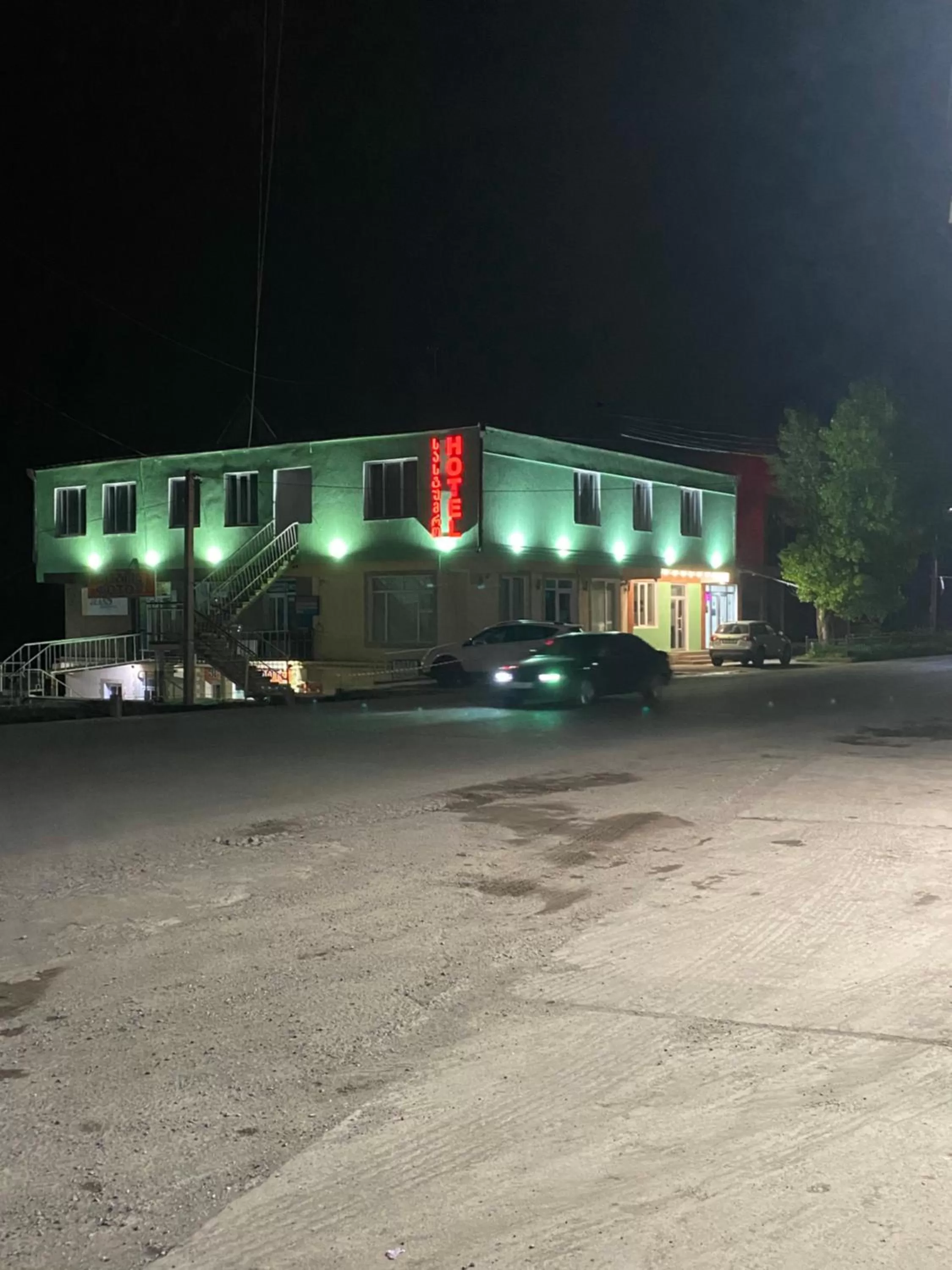 Property Building in Hotel Sharl