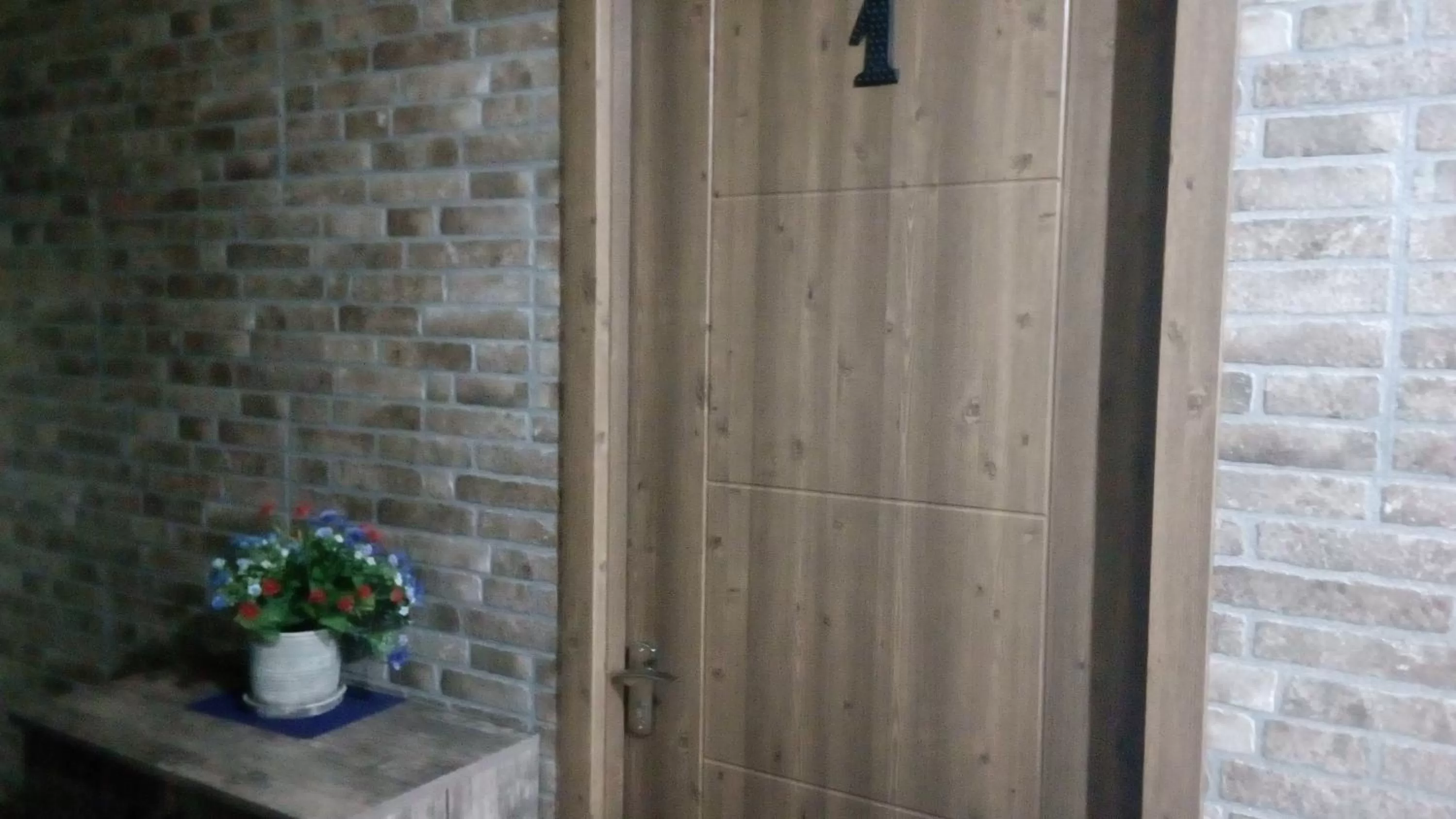 Decorative detail, Bathroom in Hotel Isani