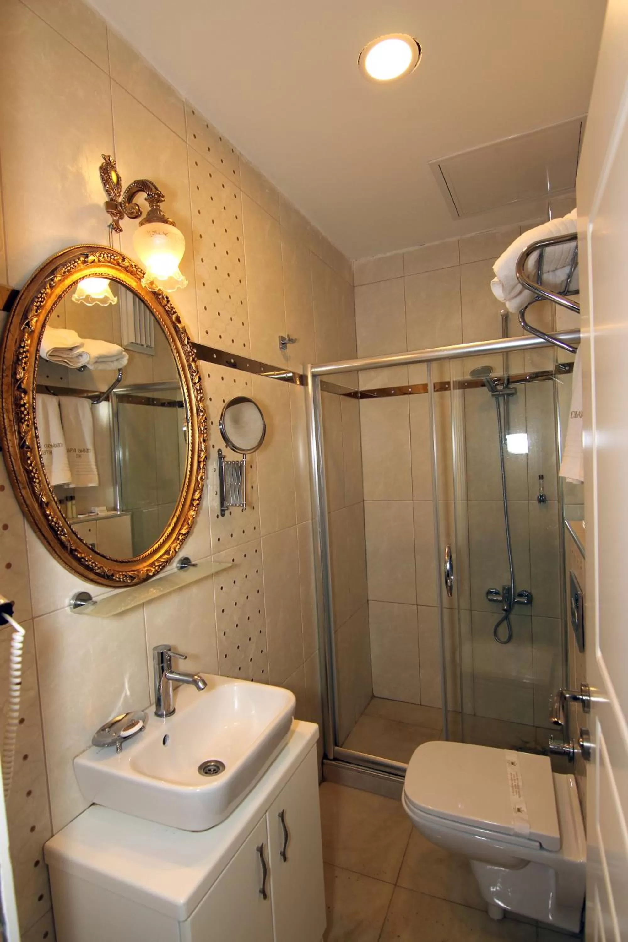 Bathroom in Diamond Royal Hotel