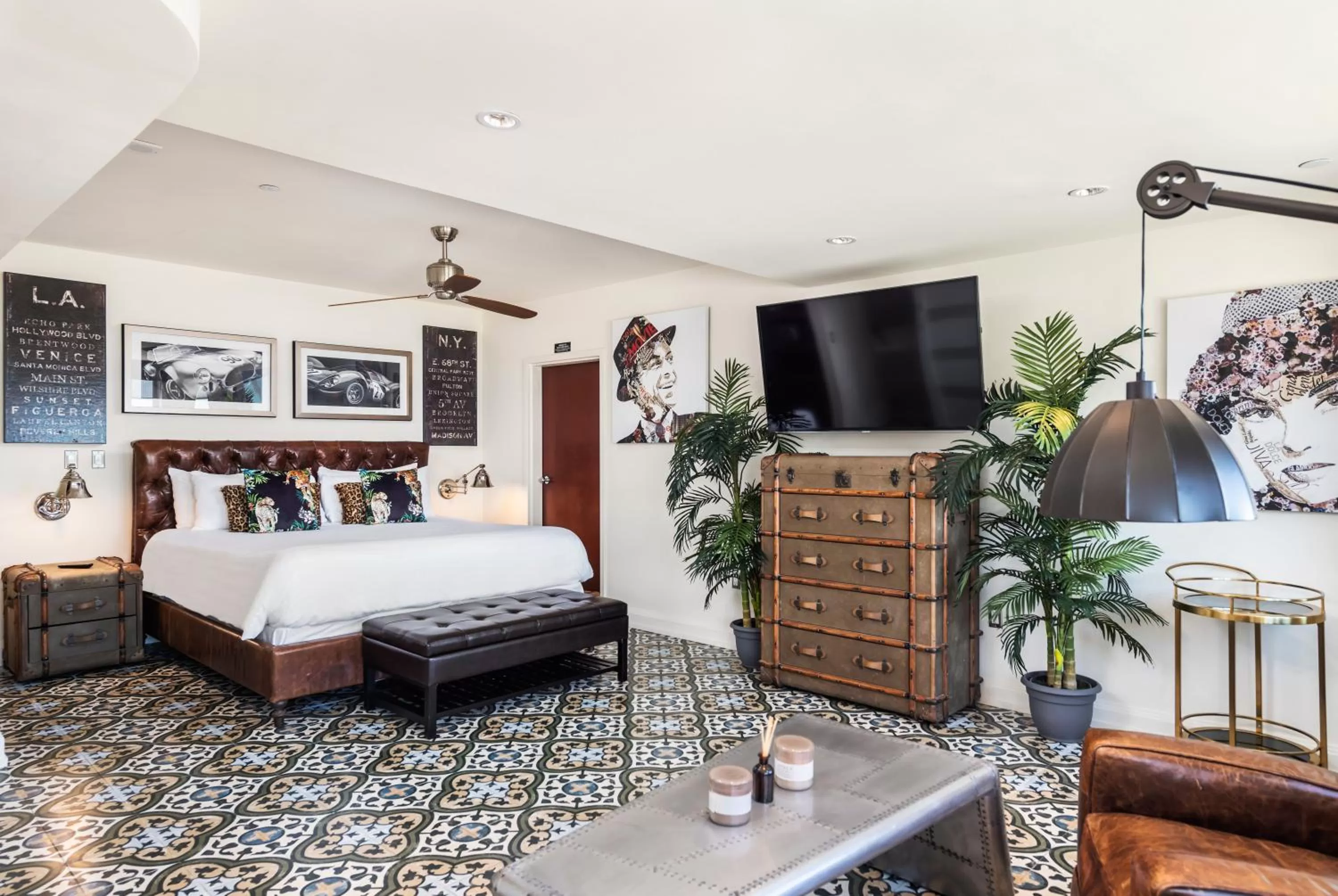 TV and multimedia, Bed in National Hotel, An Adult Only Oceanfront Resort