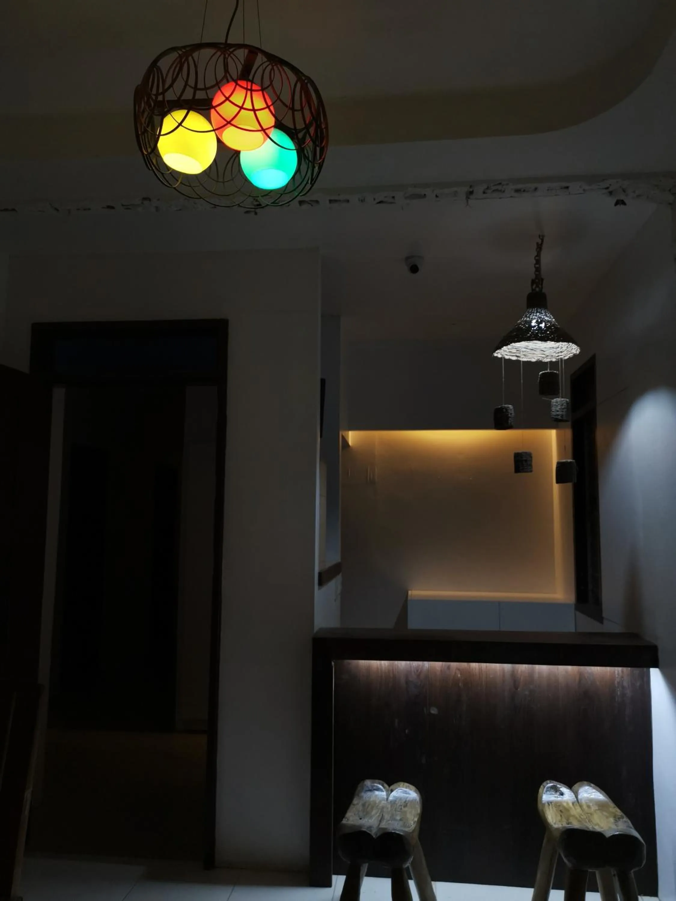 Decorative detail in One Hostel - El Nido