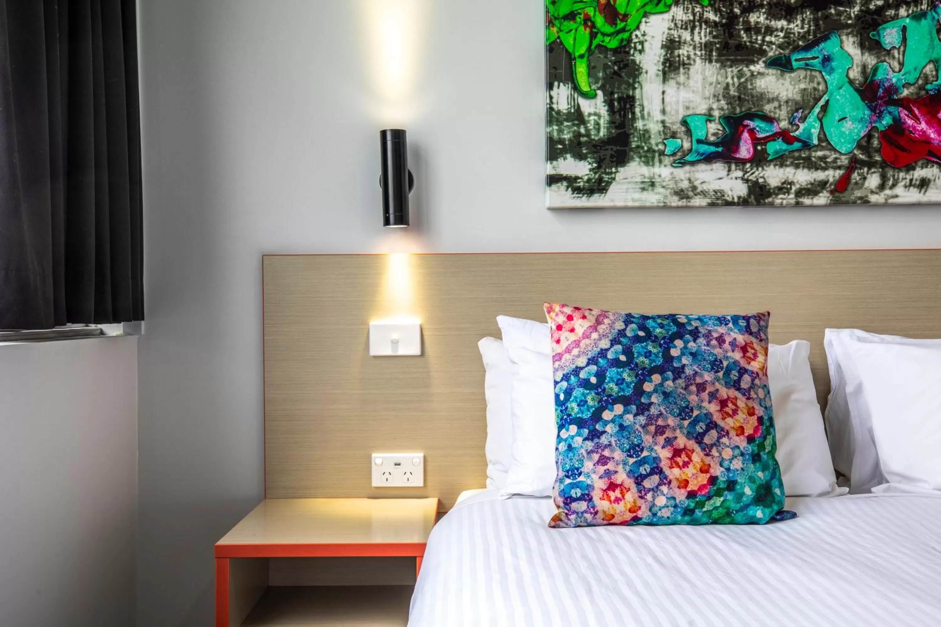 Bed in Nightcap at Ashley Hotel