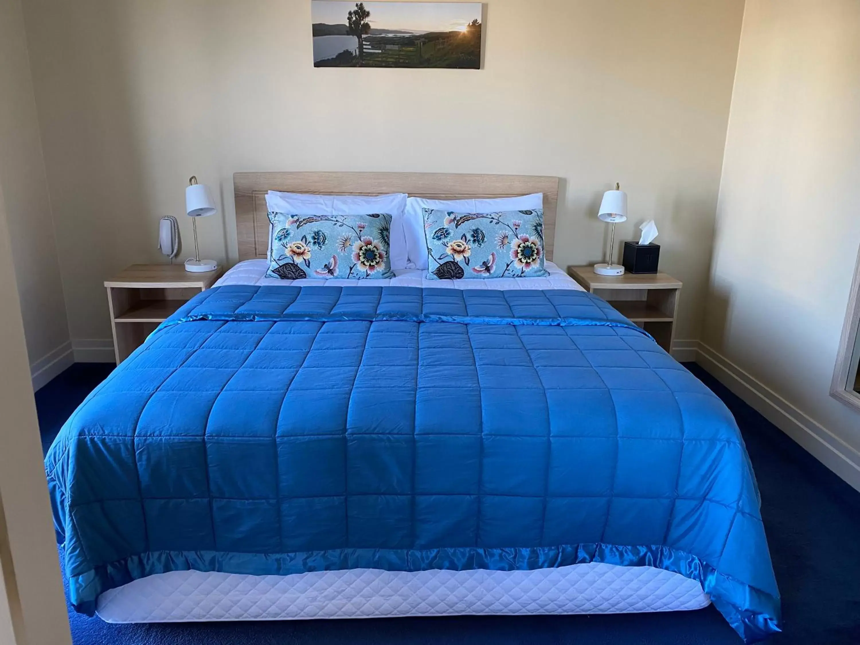 Executive One-Bedroom Suite in Motel On York Executive One-Bedroom Suite in Motel On York