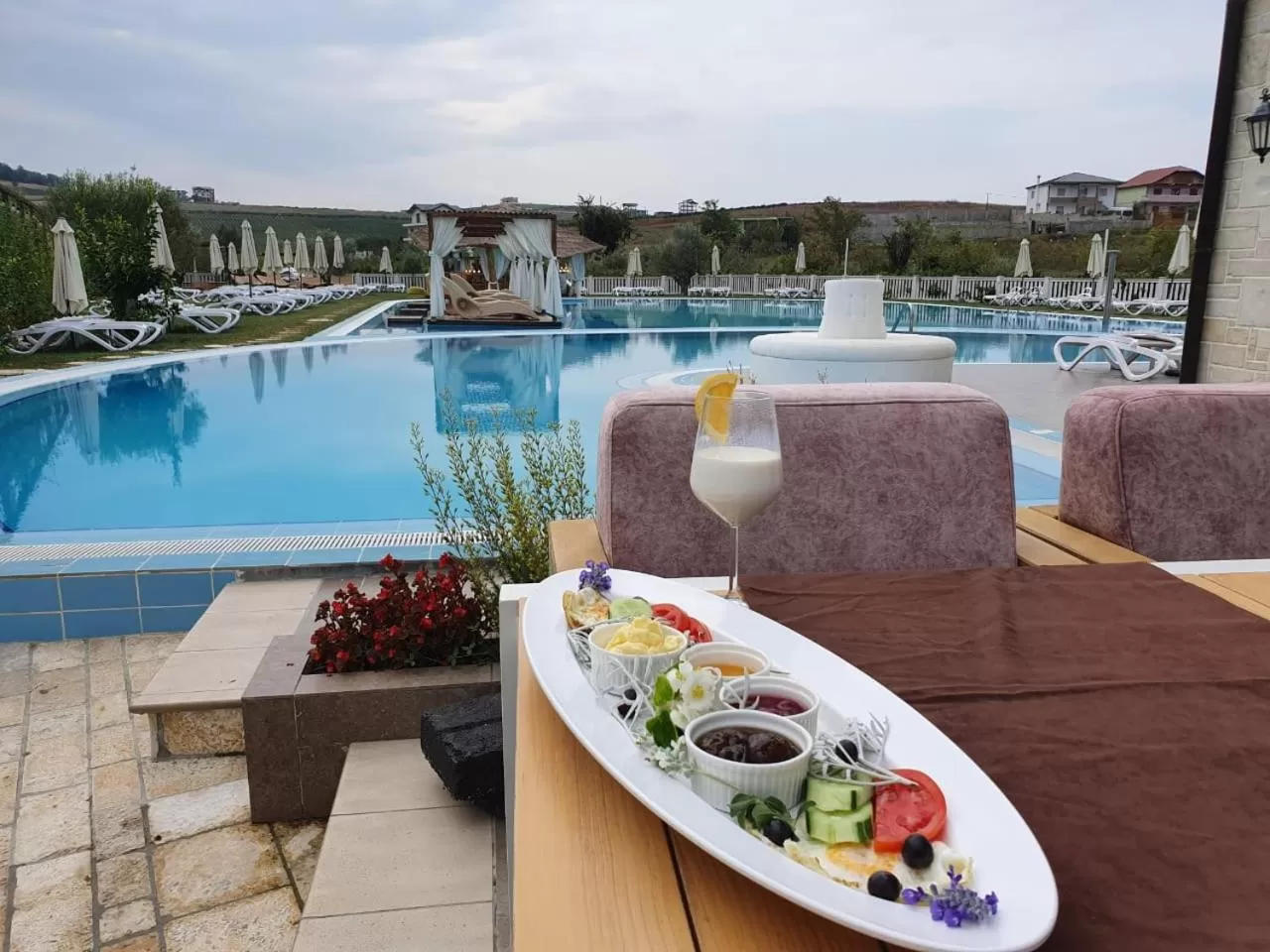 Food in Vinea Resort