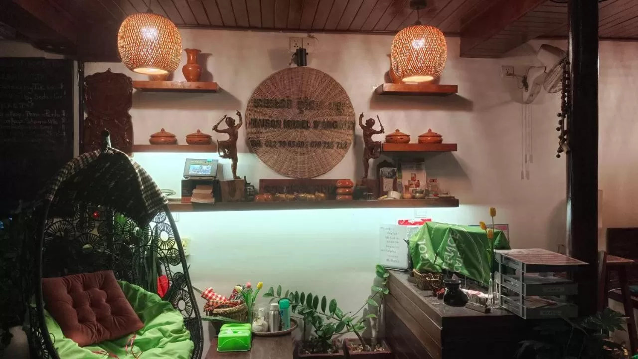 Lobby or reception in Maison Model d'Angkor