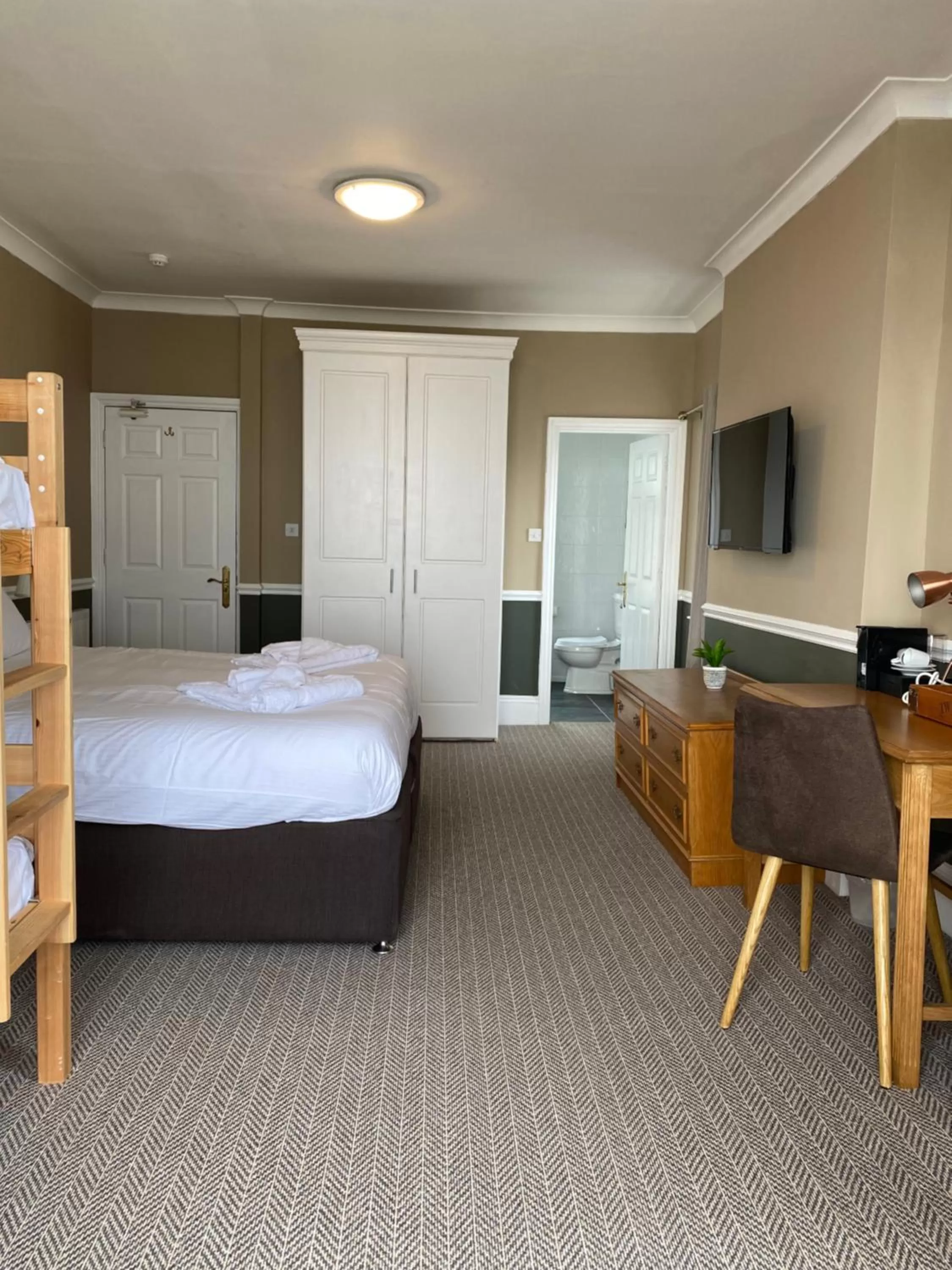 The Wellington Hotel